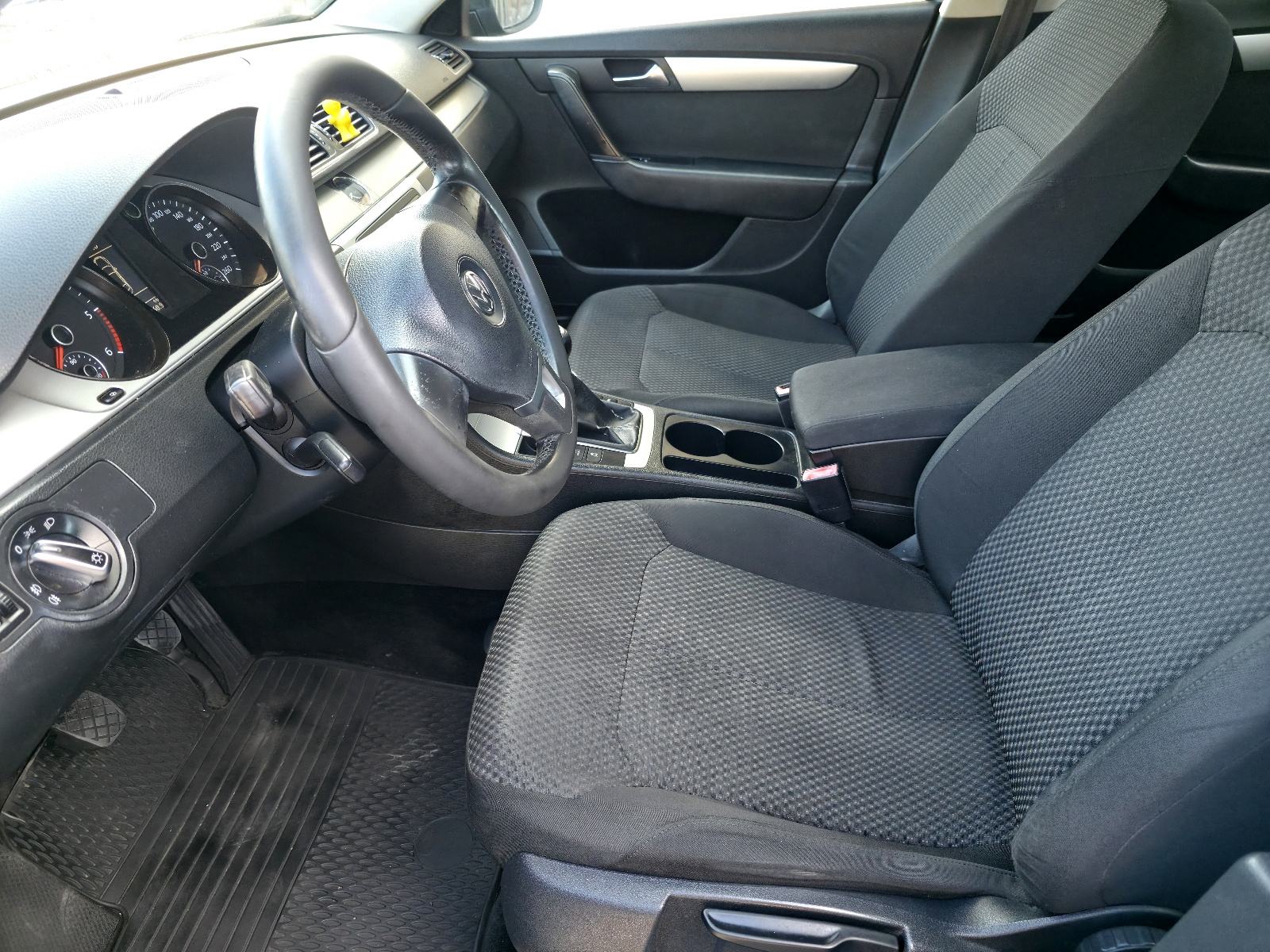 VW Passat 1.6 tdi 2011 . Reg 2/2027, fotografija 13