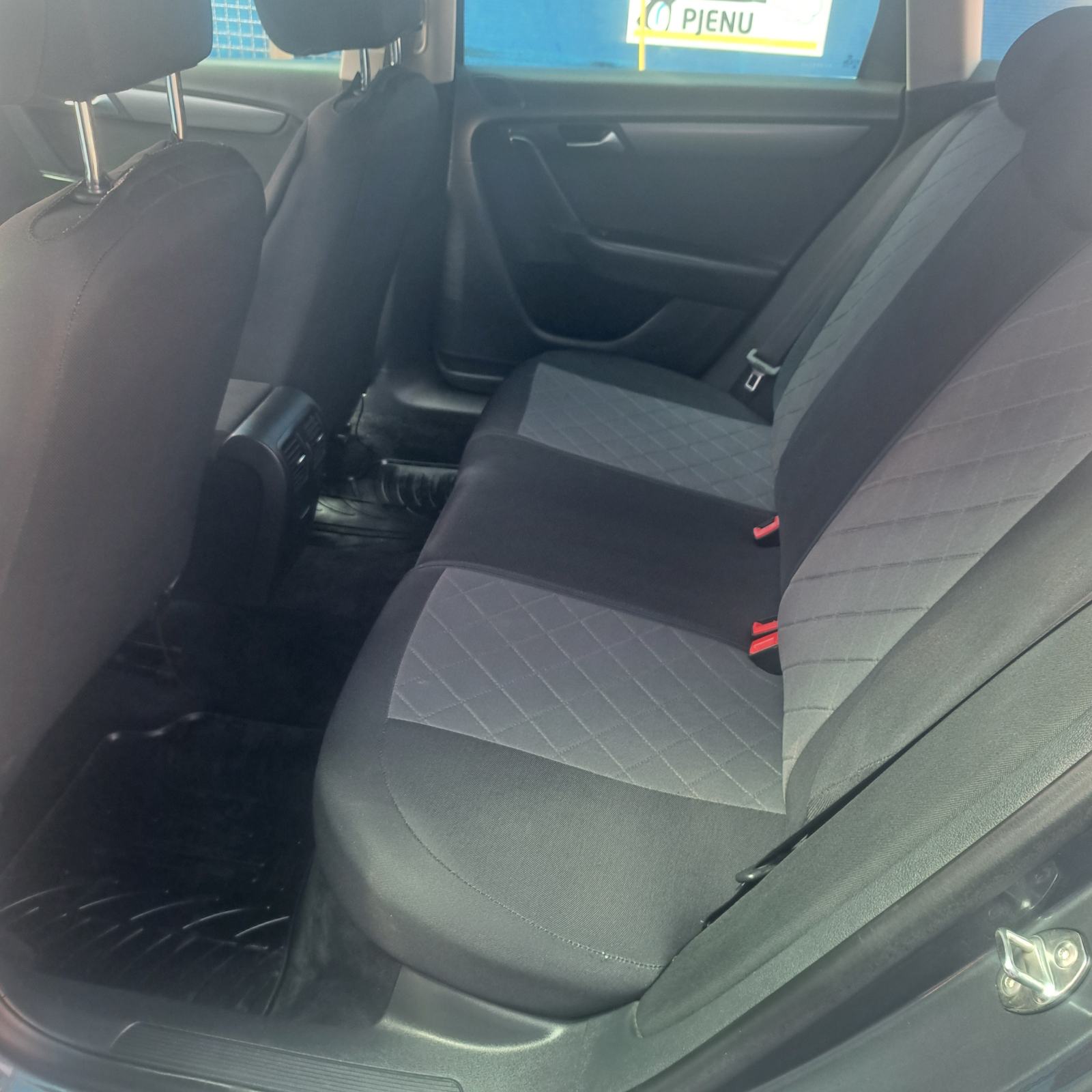 VW Passat 1,6 TDI 2014.godina, 77kw, 105ks, fotografija 10