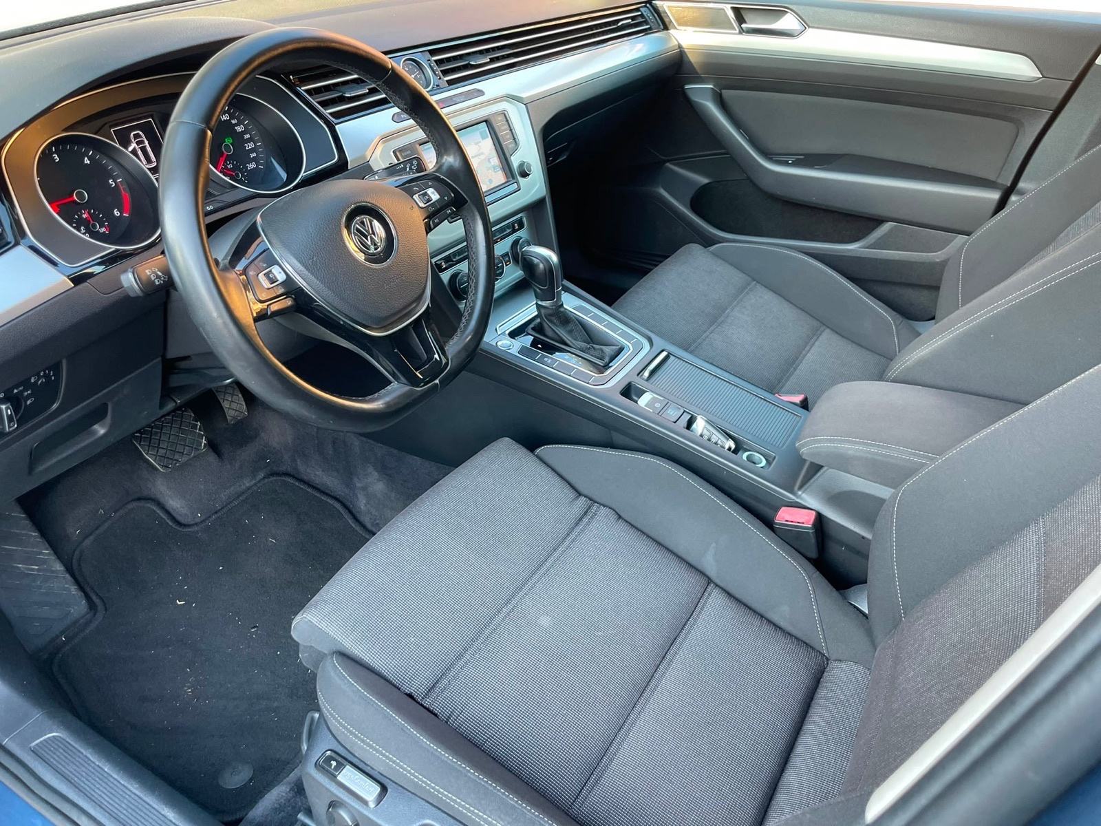 VW PASSAT 1.6 TDI 88 KW DSG-automatik,2015 GODINA,COMFORT-LINE..9.500€, fotografija 17