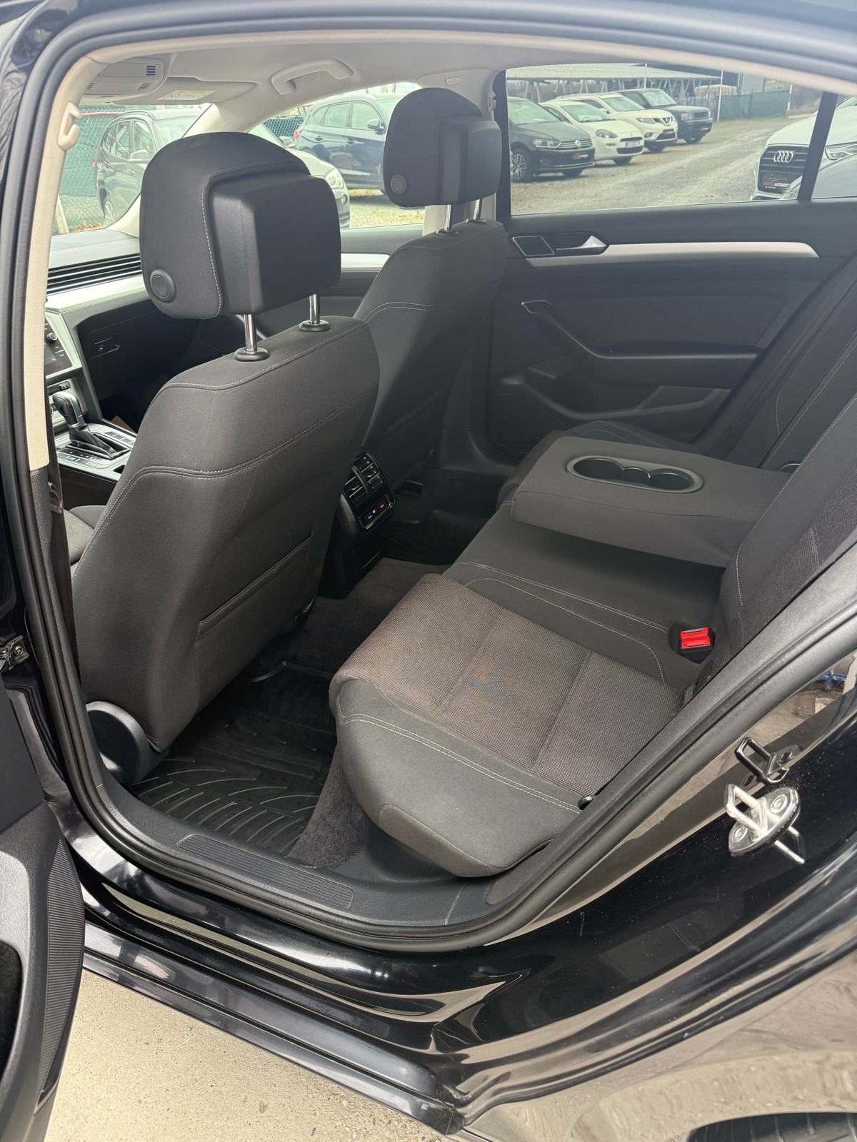 VW Passat 1,6 TDI DSG, fotografija 11