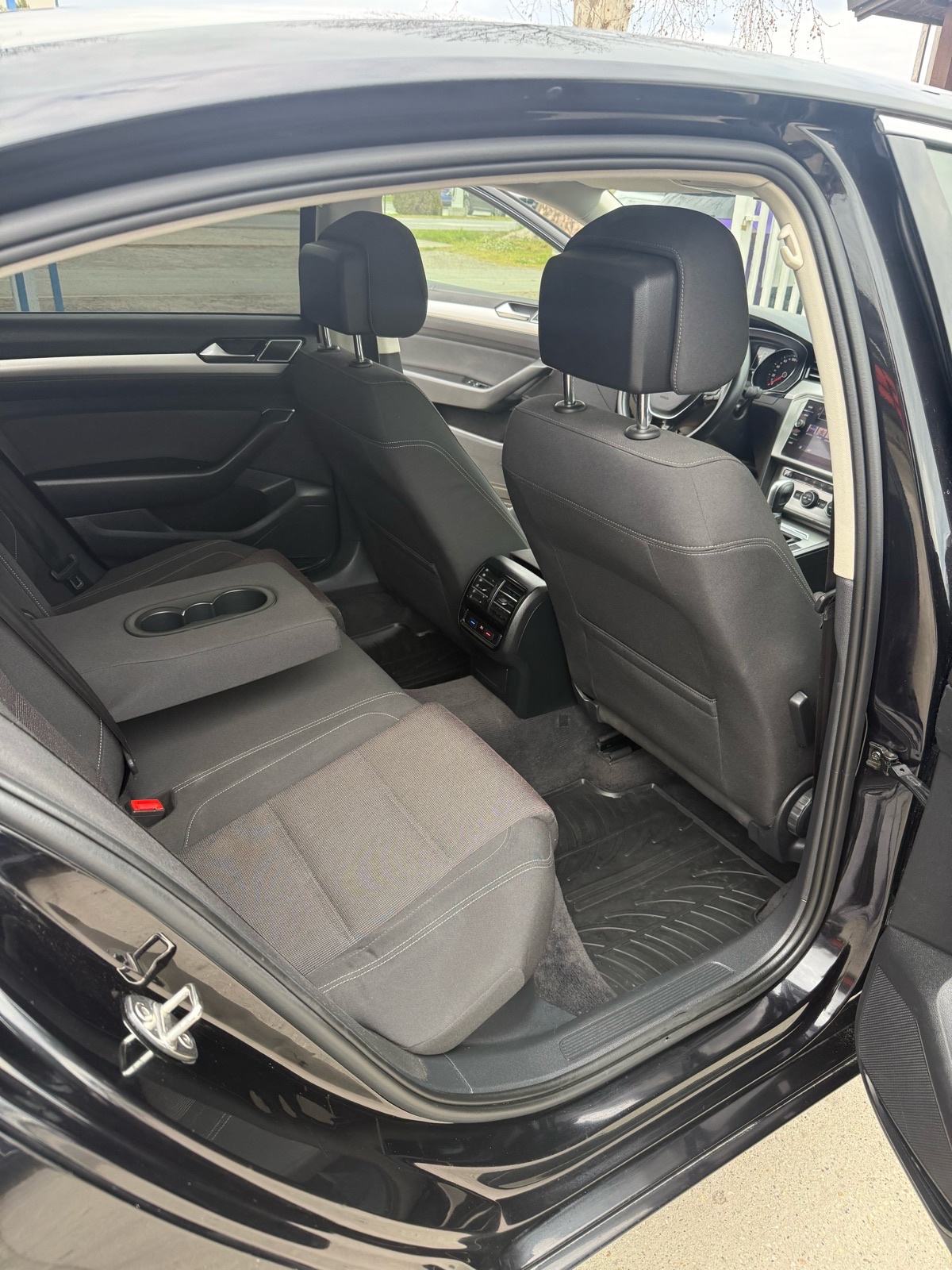 VW Passat 1,6 TDI DSG, fotografija 12