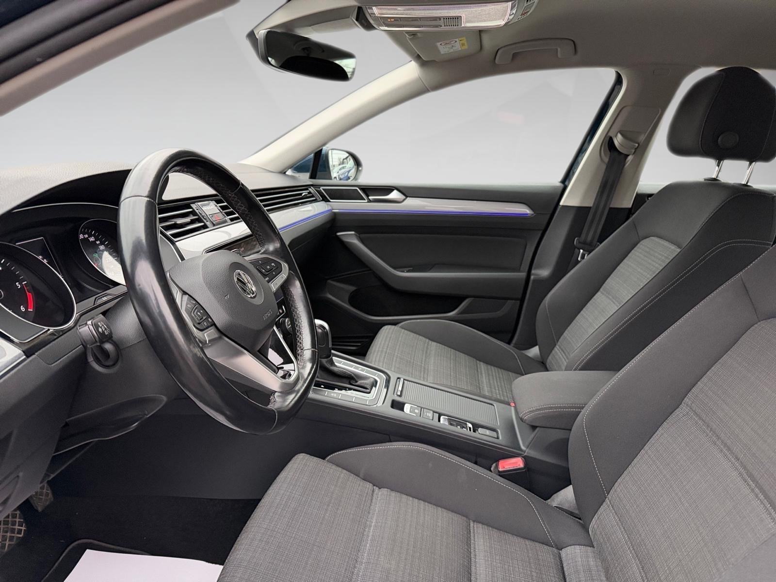 VW Passat 1,6 TDI DSG FULL LED MATRIX AMBIENTE LED, fotografija 17