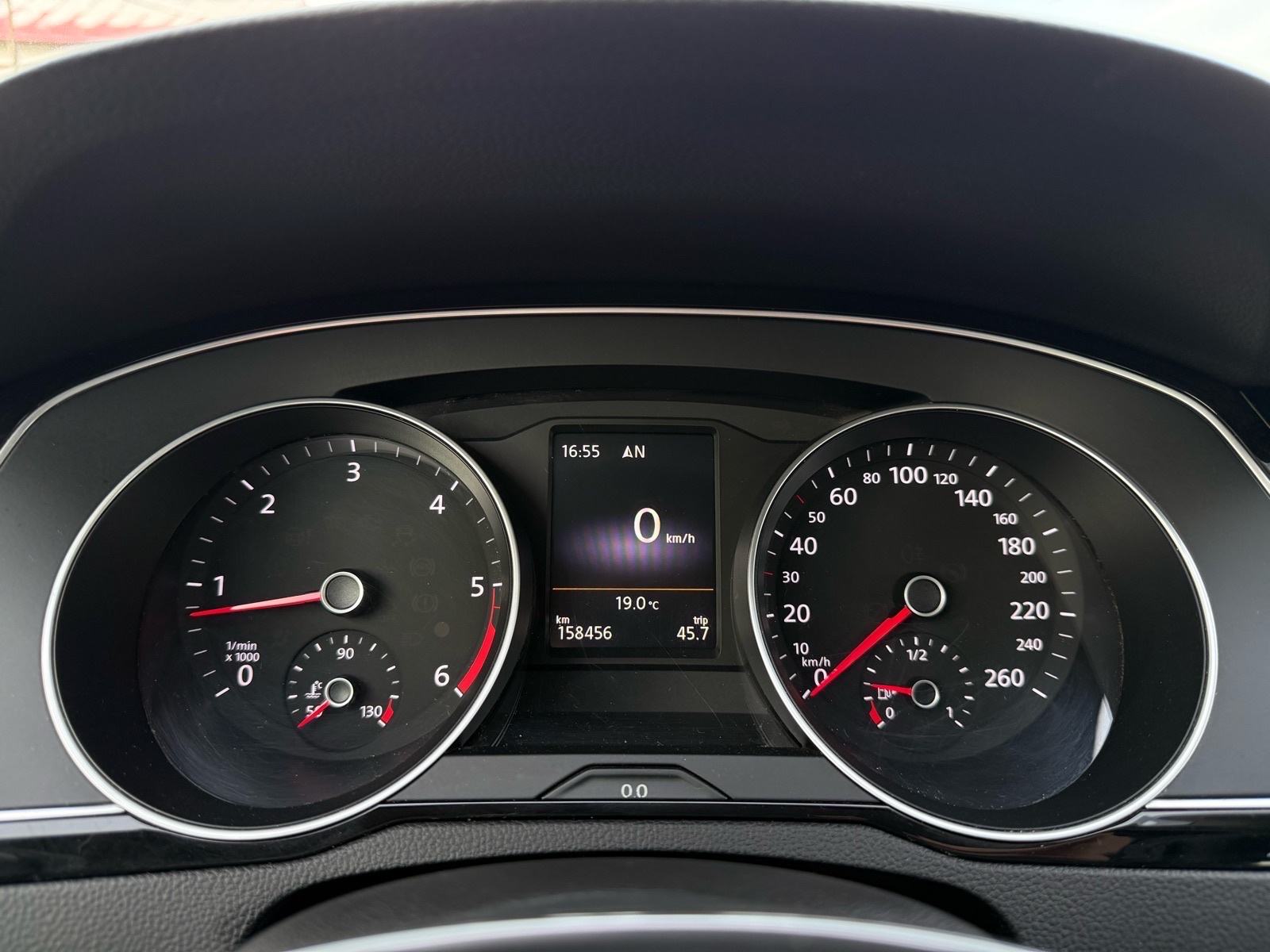 VW Passat 1.6 TDI Bluemotion // 1.Vlasnik - 2015.g - 158.000km, fotografija 14