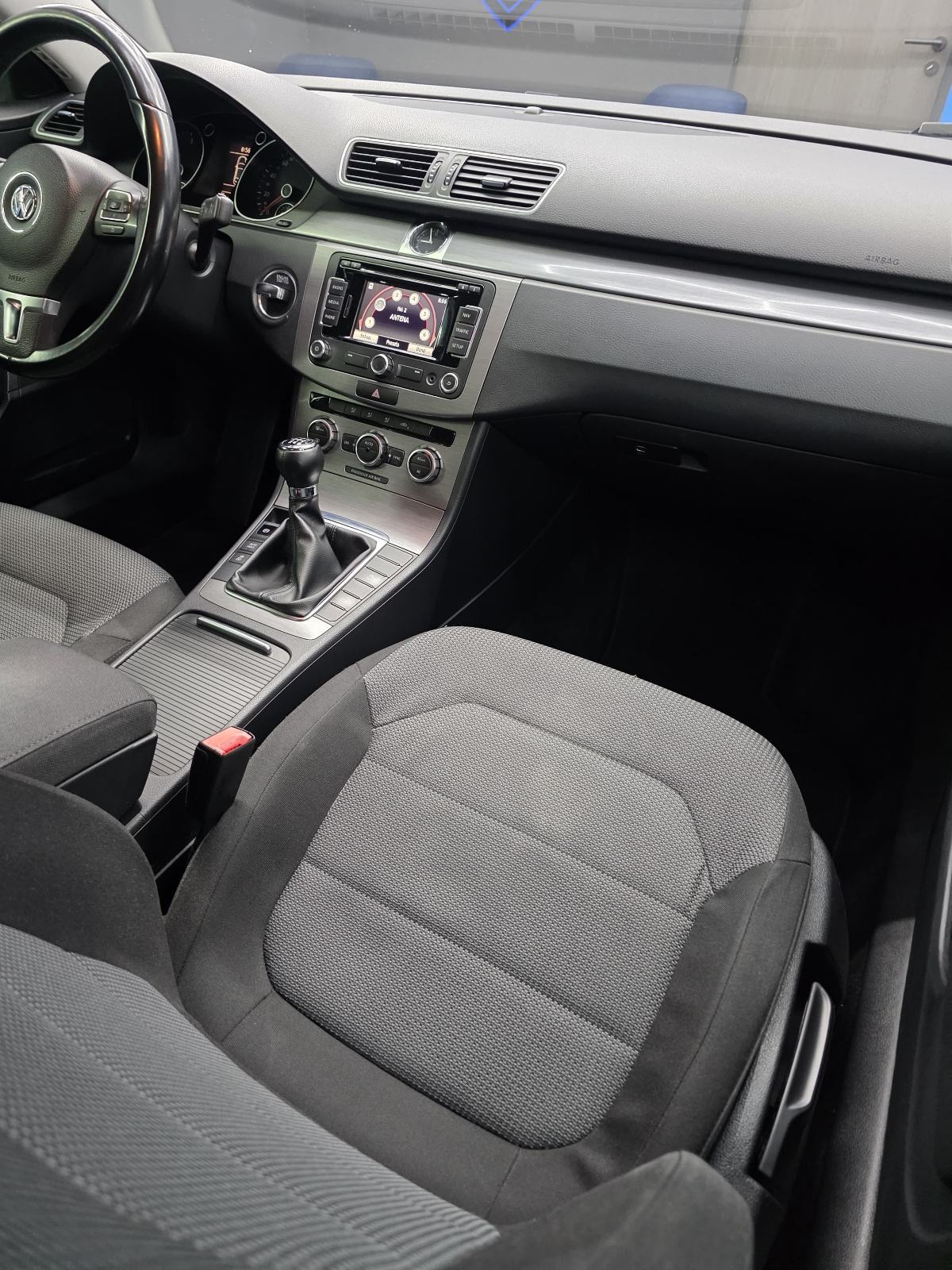 VW Passat 1,6 TDI BMT COMFORTLINE 2012.g, fotografija 11