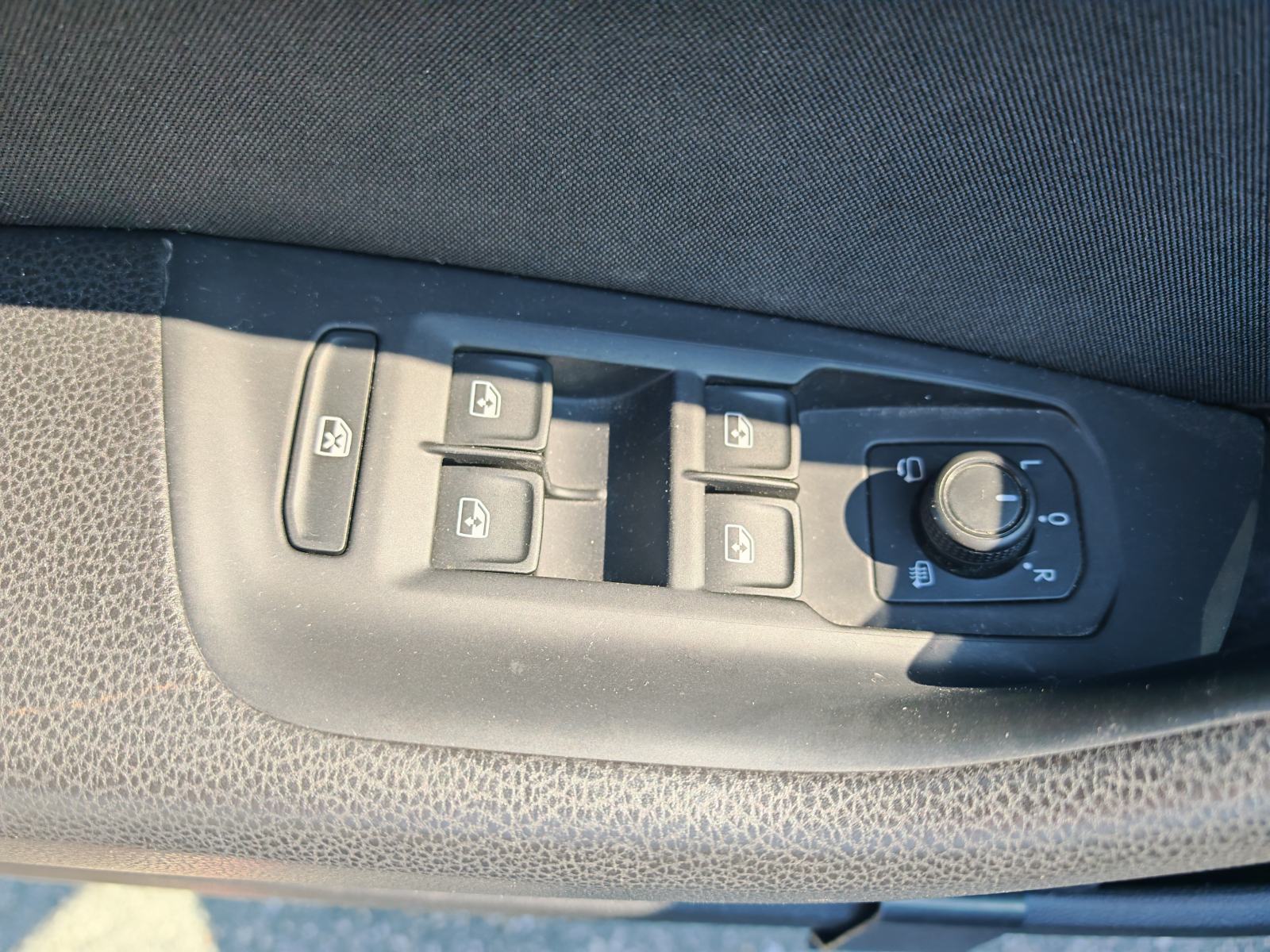 VW Passat 1,6 TDI BMT DSG automatik, MATRIX LED, fotografija 7