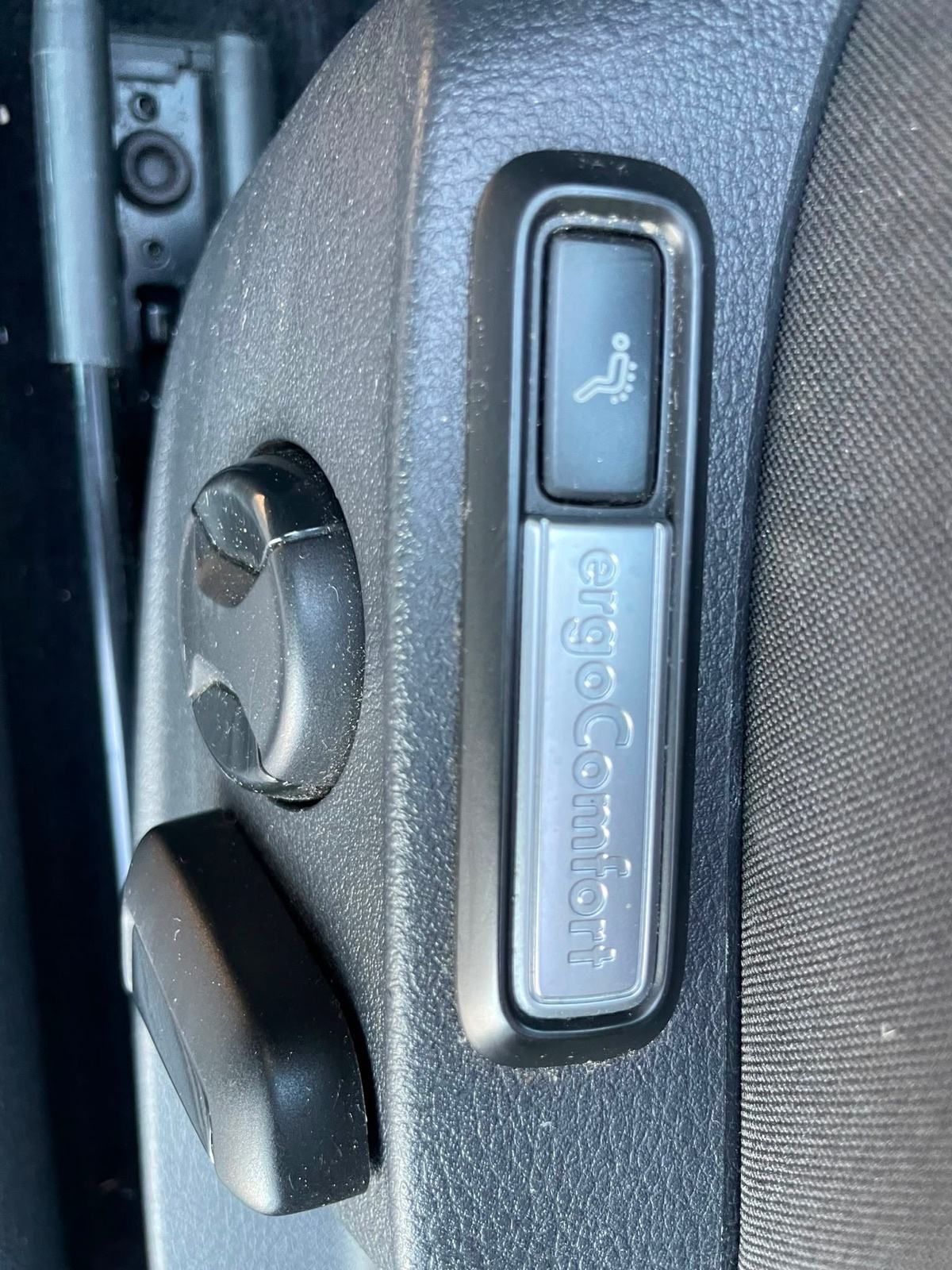 VW Passat 1,6 TDI BMT DSG automatik,NAVI,2015 GOD.. 9.500€, fotografija 16