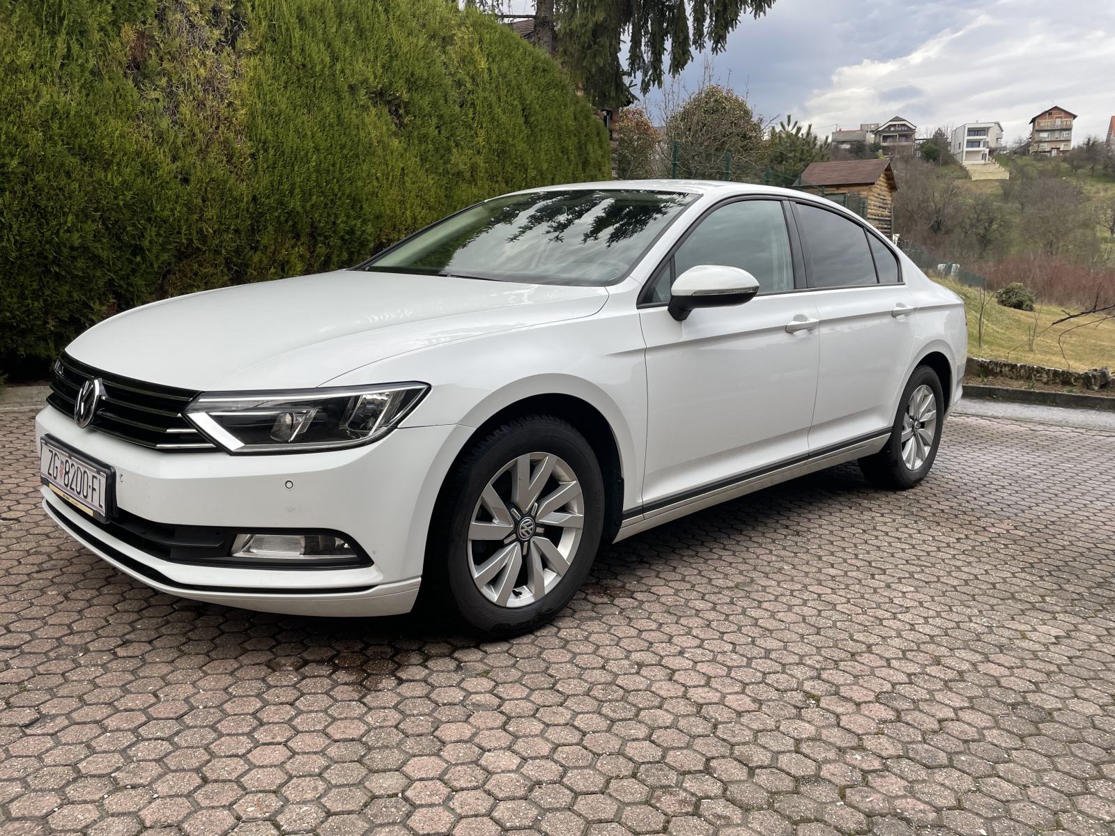 VW Passat 1,6 TDI BMT DSG, fotografija 3