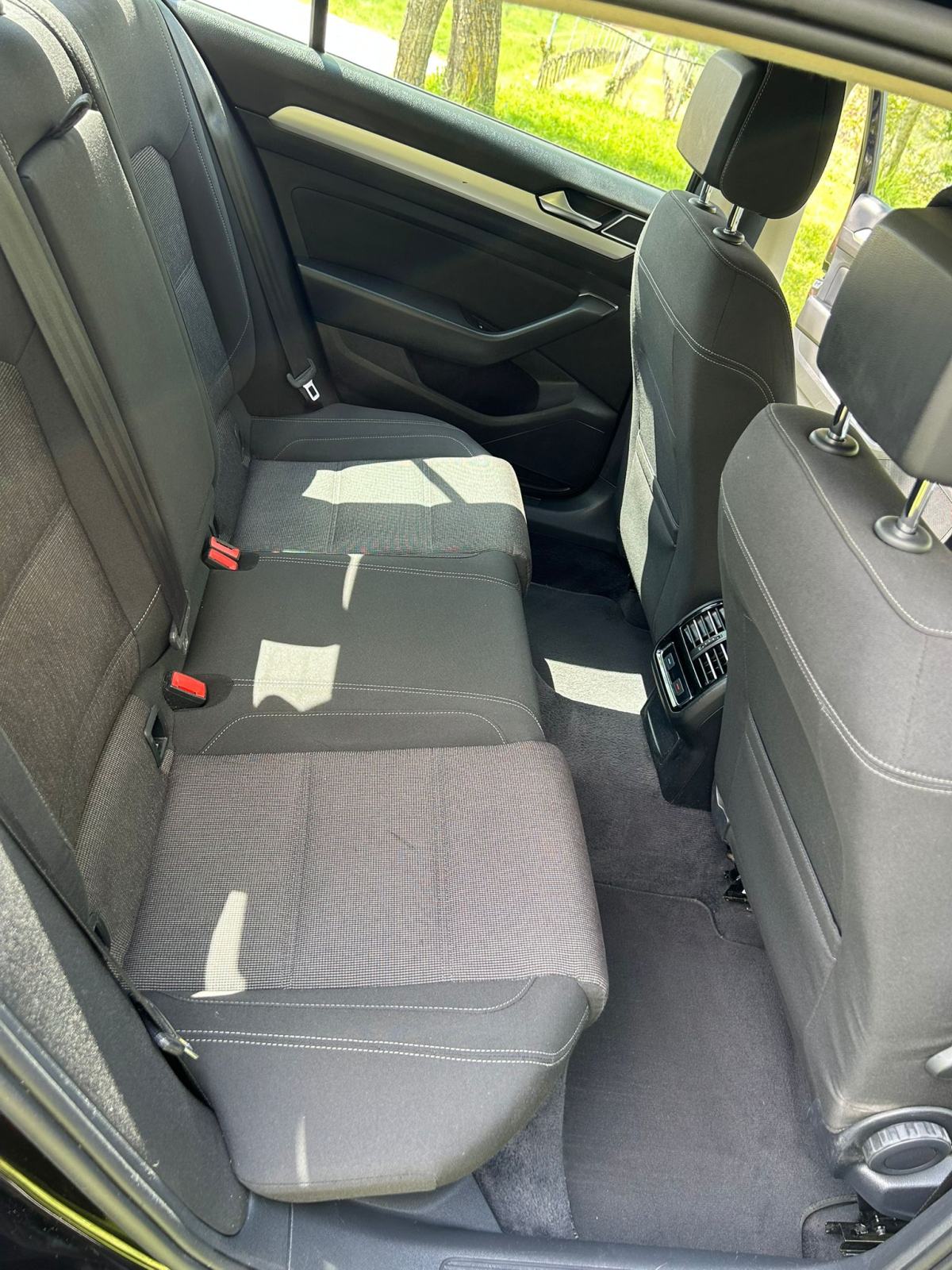 VW Passat 1,6 TDI BMT DSG automatik, fotografija 17