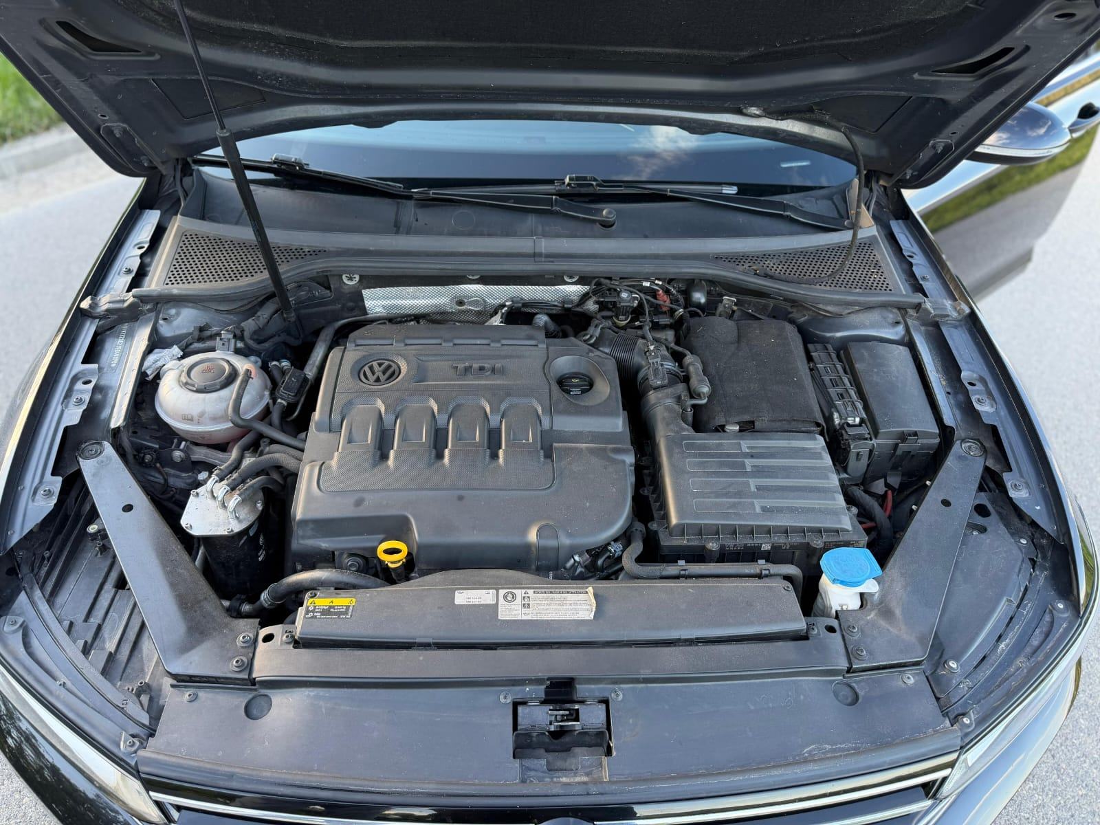 VW Passat 1,6 TDI BMT DSG, fotografija 10