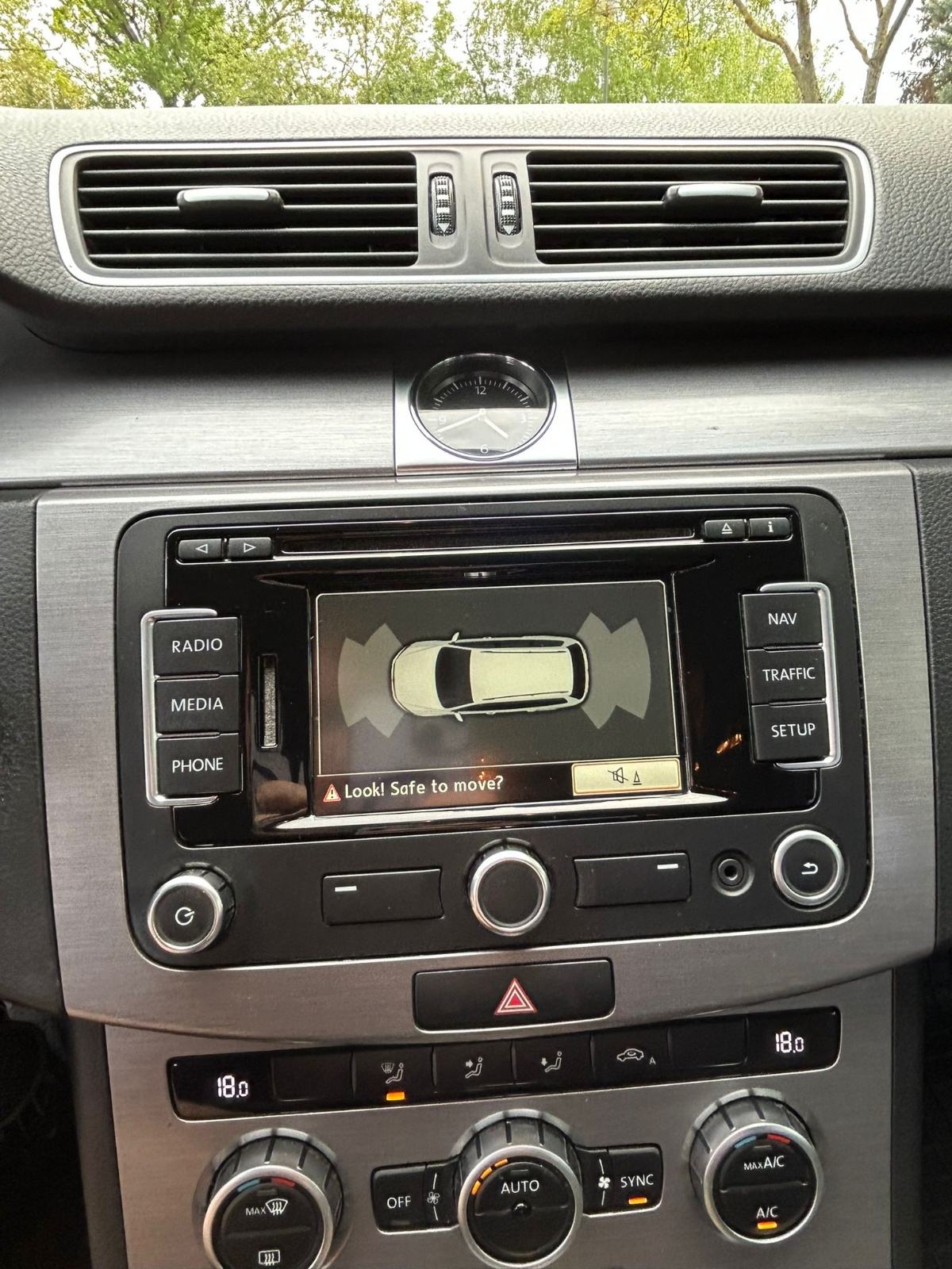 VW Passat 1,6 TDI BMT, fotografija 10