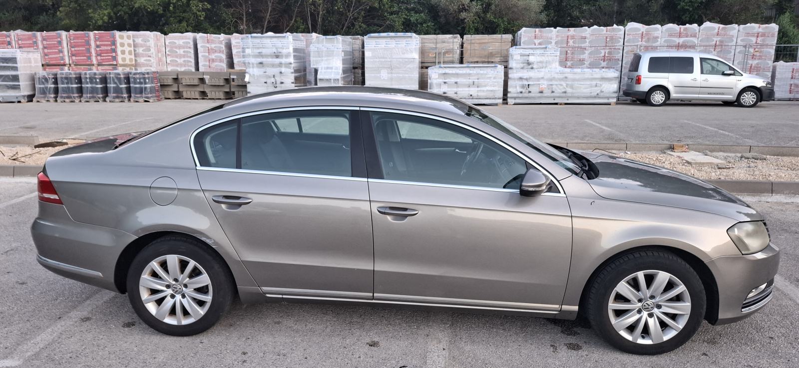 VW Passat 1,6 TDI BMT, fotografija 4