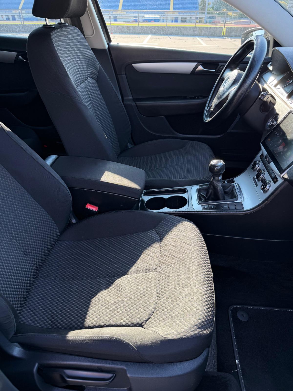 VW Passat 1,6 TDI BMT, fotografija 10