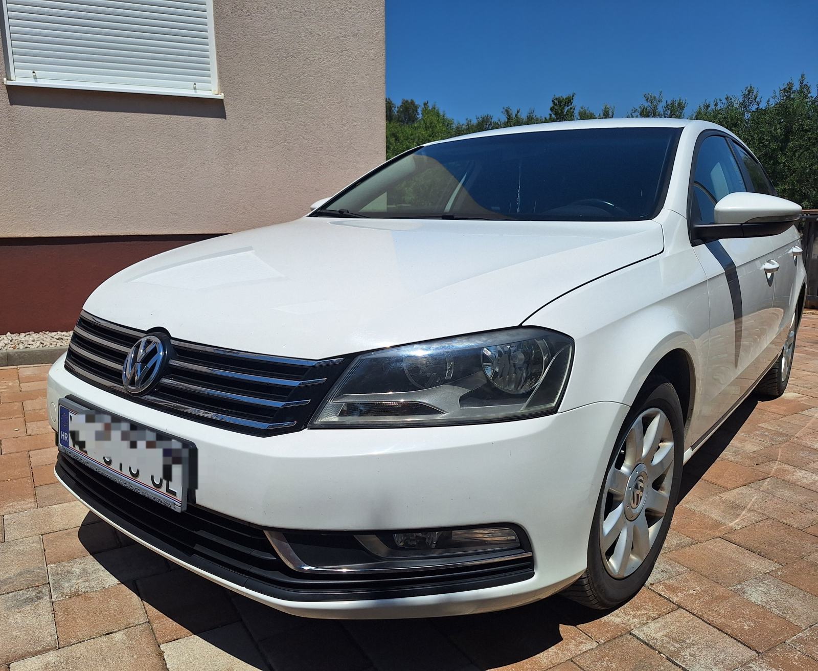 VW Passat 1,6 TDI BMT MAX SAČUVAN, TOP AUTO, NIJE UVOZ, fotografija 2