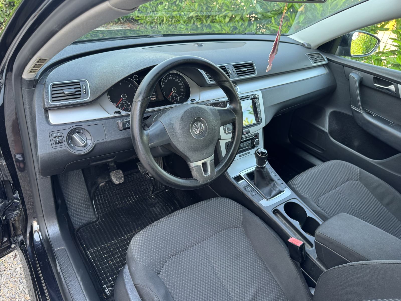 VW Passat 1,6 TDI BMT, fotografija 6