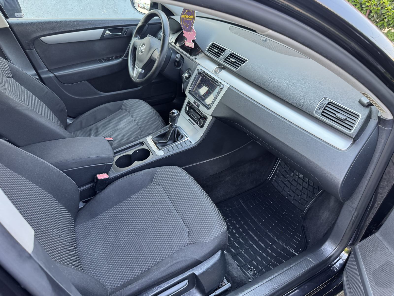 VW Passat 1,6 TDI BMT, fotografija 8