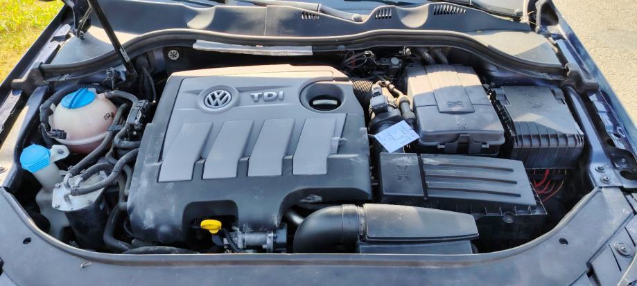 VW Passat 1,6 TDI BMT, fotografija 16