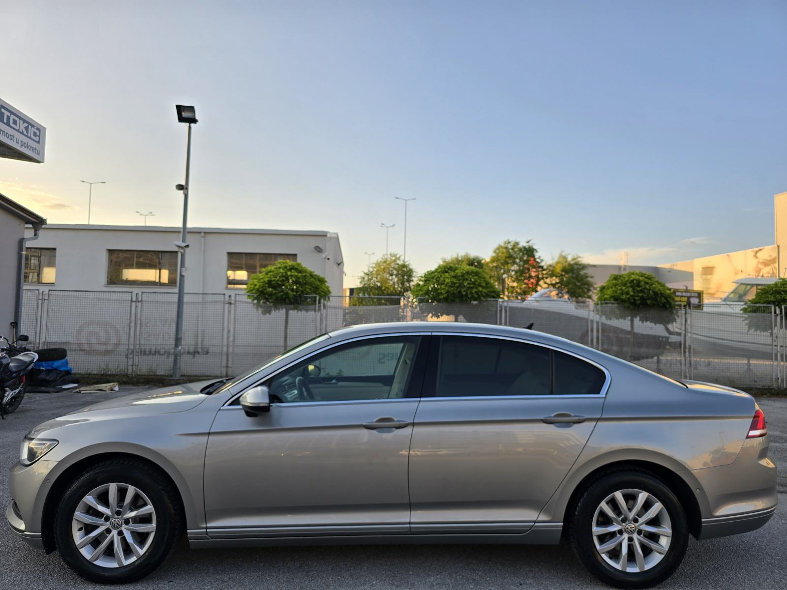 VW PASSAT 1.6 TDI COMFORTLINE * ODLIČNO STANJE * BEZ ULAGANJA *, fotografija 2