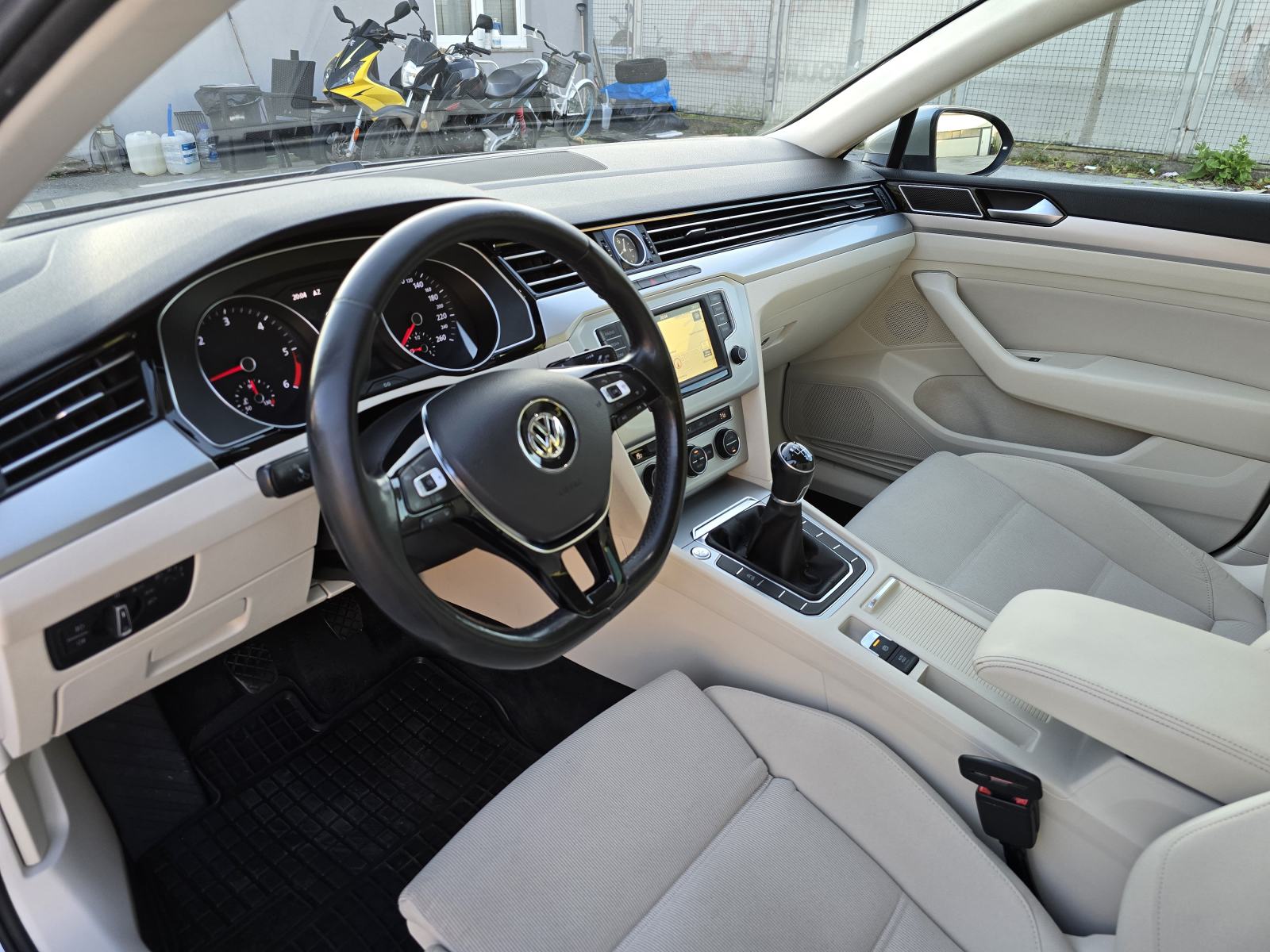 VW PASSAT 1.6 TDI COMFORTLINE * ODLIČNO STANJE * BEZ ULAGANJA *, fotografija 11