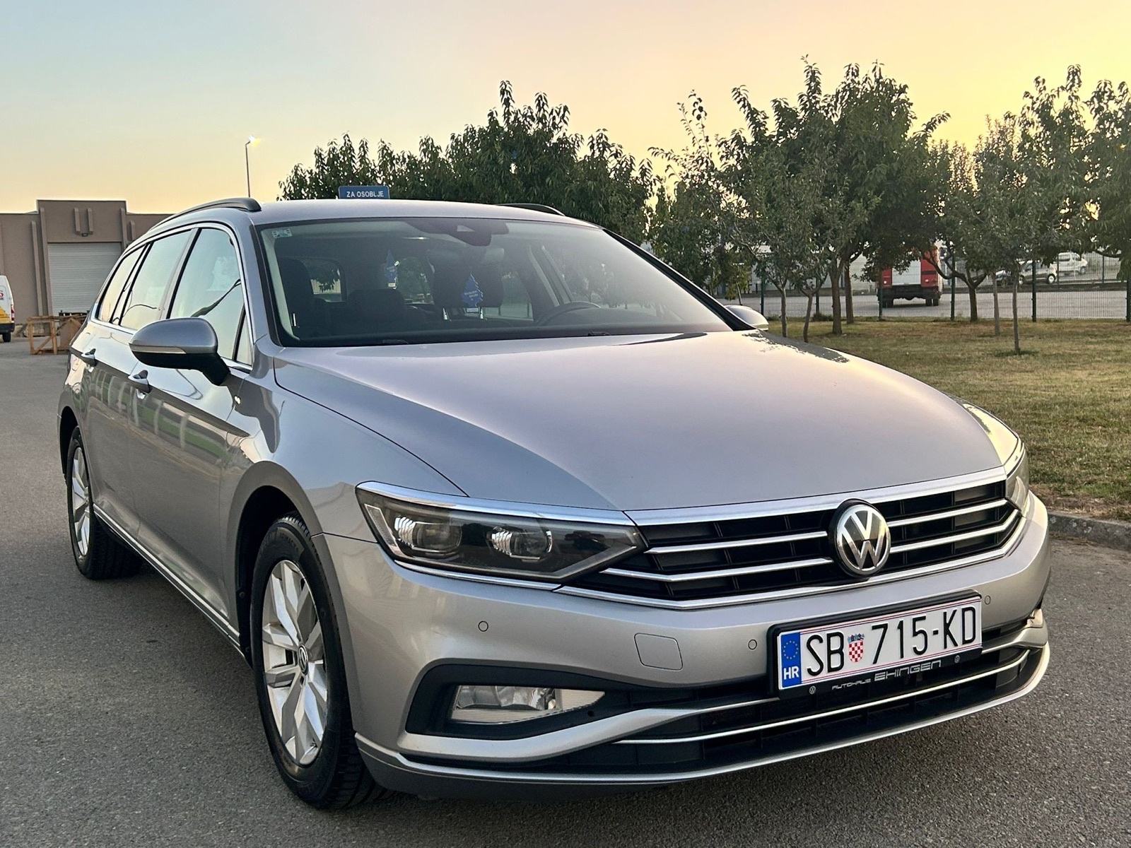 VW Passat 1,6 TDI DSG / Redizajn / Reg 1.g. / Zamjena /, fotografija 8