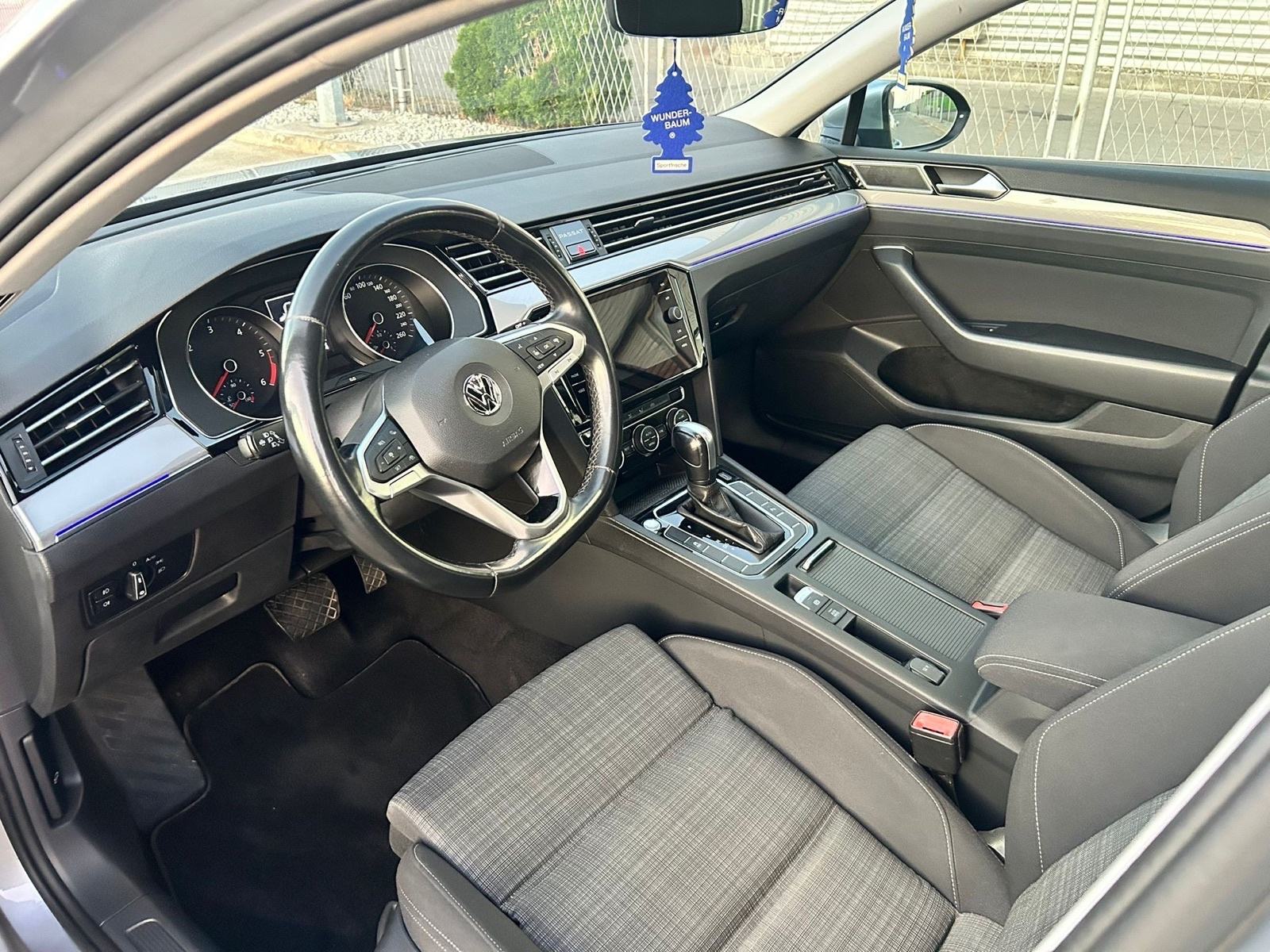 VW Passat 1,6 TDI DSG / Redizajn / Reg 1.g. / Zamjena /, fotografija 16