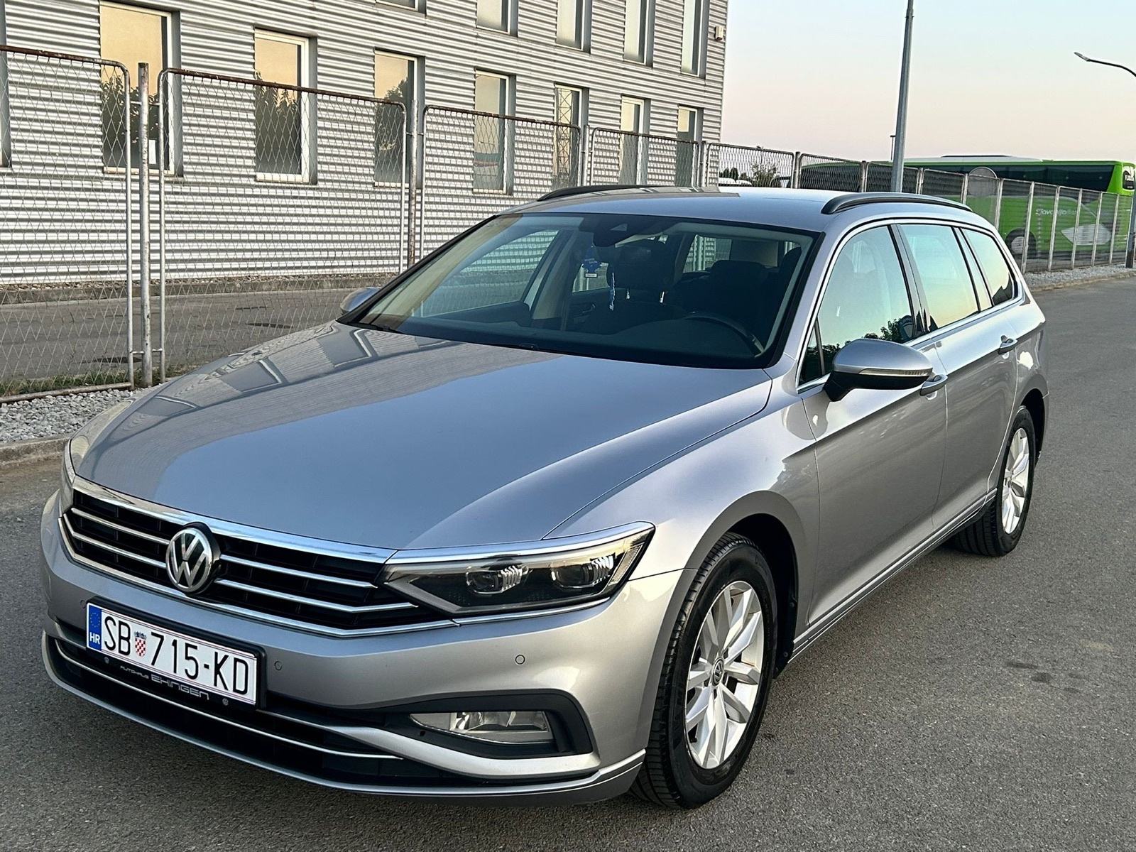 VW Passat 1,6 TDI DSG / Redizajn / Reg 1.g. / Zamjena /, fotografija 2