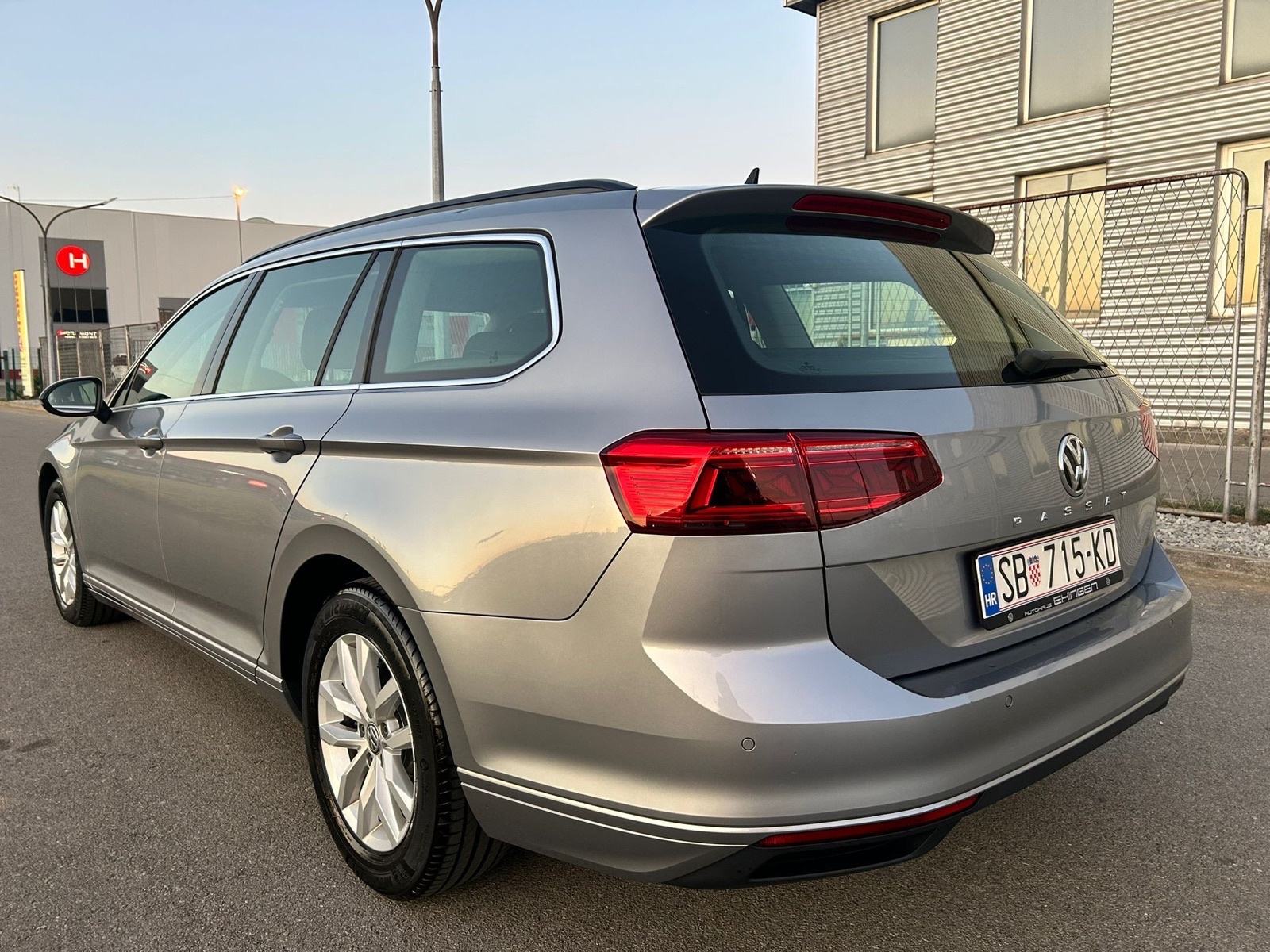 VW Passat 1,6 TDI DSG / Redizajn / Reg 1.g. / Zamjena /, fotografija 14