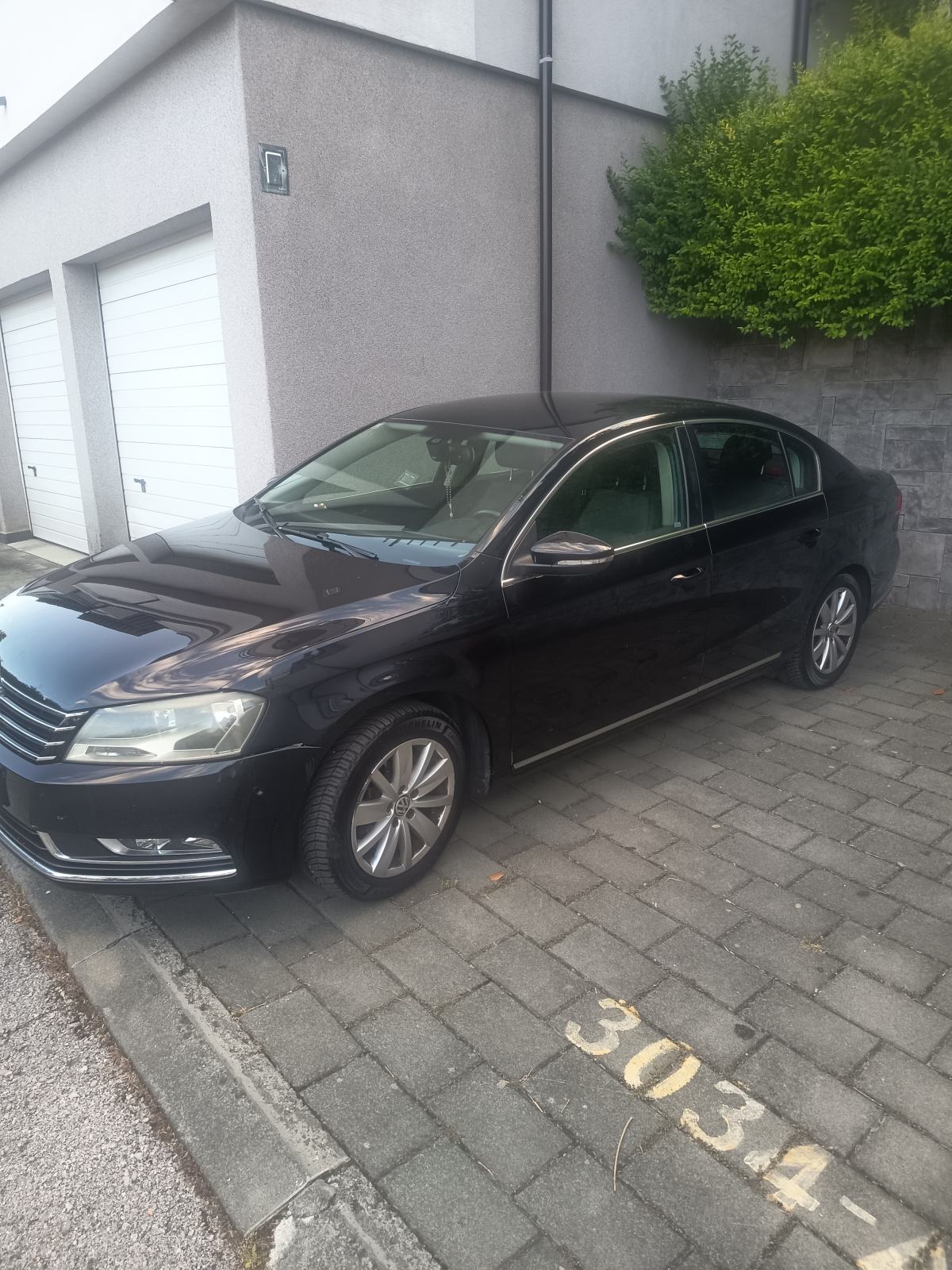 VW Passat 1,6 TDI- dugogodišnji vlasnik, nove gume, reg do 07/2027, fotografija 3