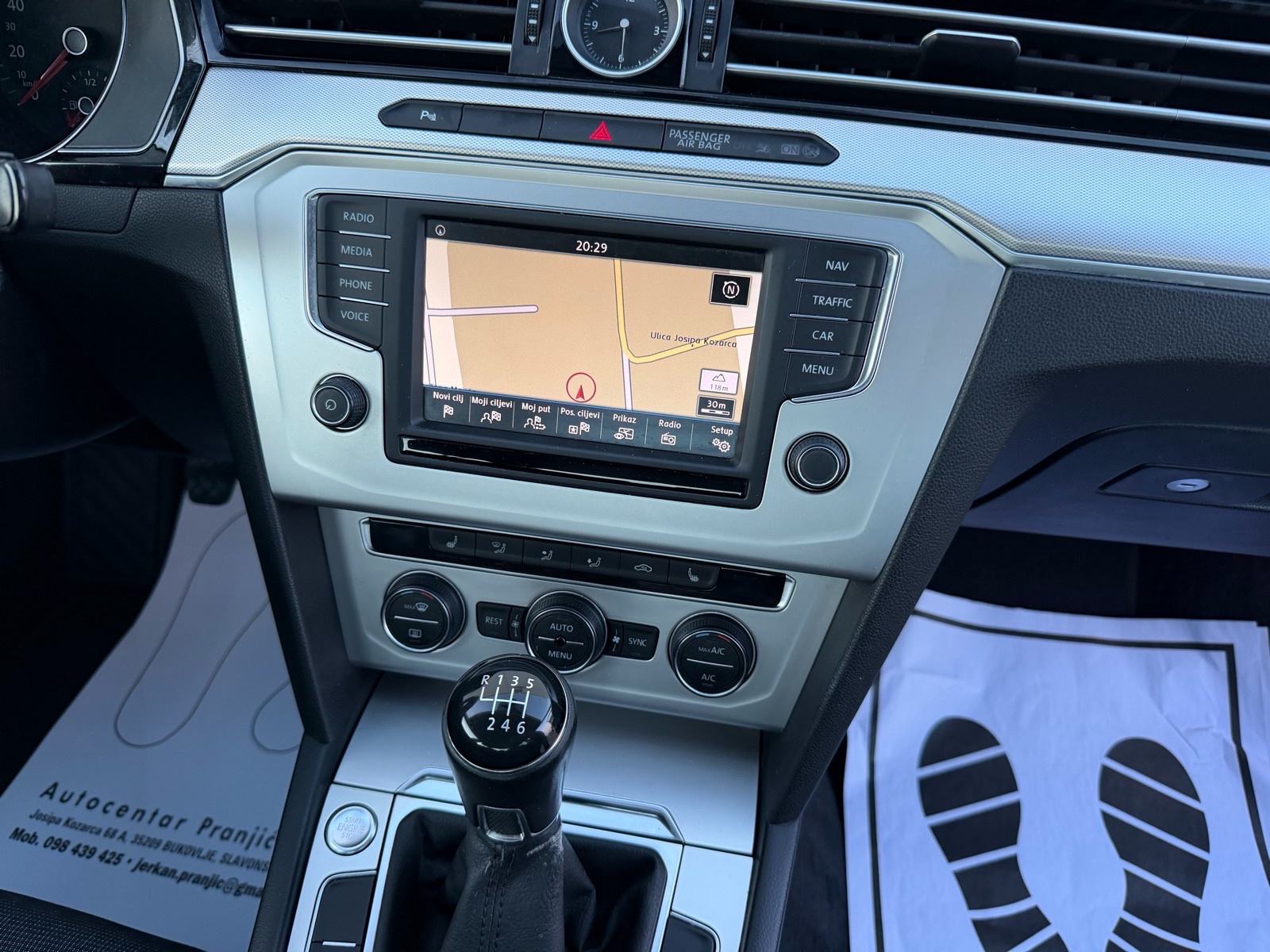 VW Passat 1,6 TDI kamera navigacija veliki servis, fotografija 15