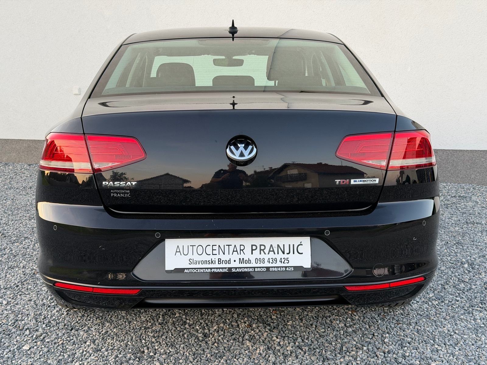 VW Passat 1,6 TDI kamera navigacija veliki servis, fotografija 8