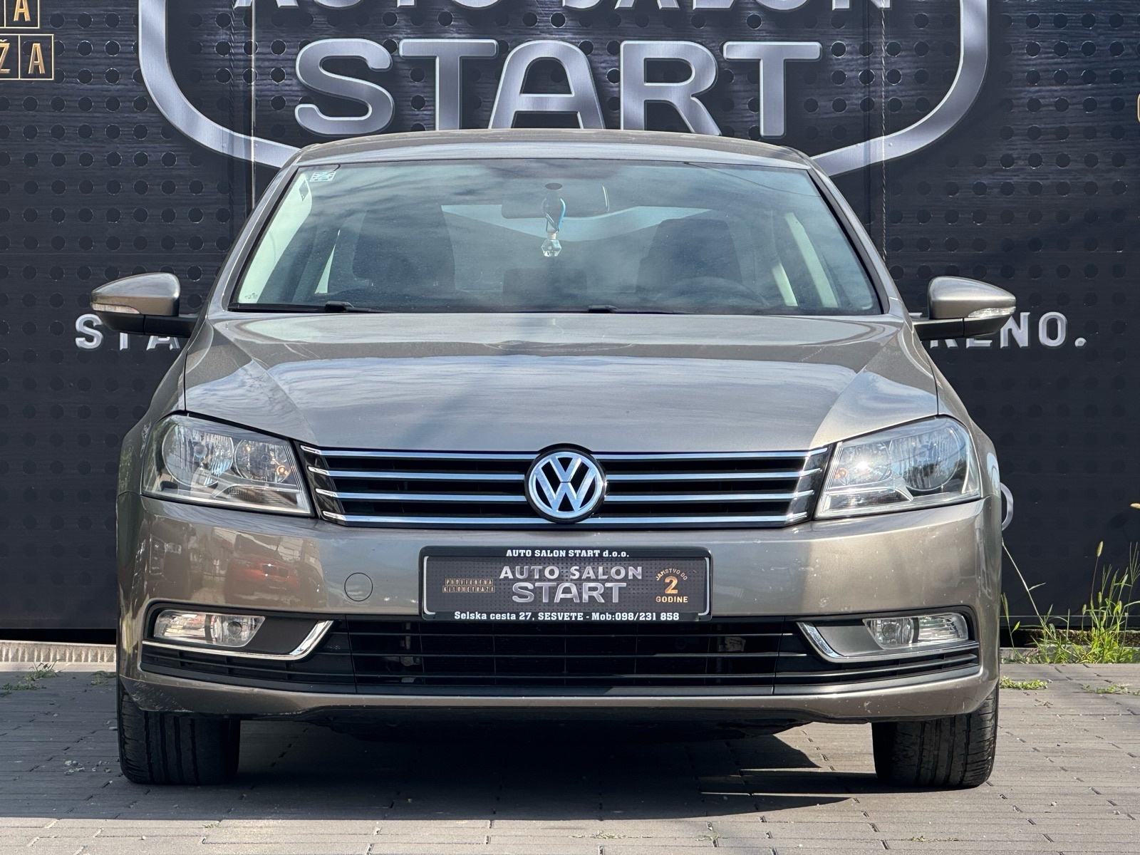 VW Passat 1,6 TDI LIMUZINA / HR VOZILO / NEMA PRIJENOSA / KLIMA, fotografija 2