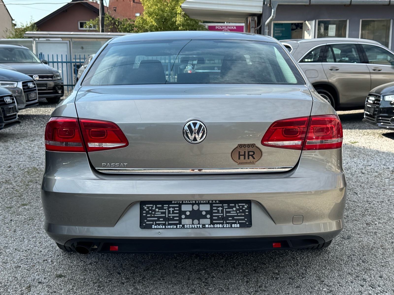 VW Passat 1,6 TDI LIMUZINA / HR VOZILO / NEMA PRIJENOSA / KLIMA, fotografija 8