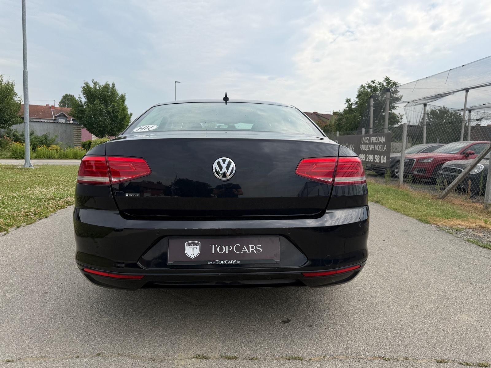 VW Passat 1,6 TDI Navi, Tempomat, Auto klima, Redistriran, Servisna, fotografija 6