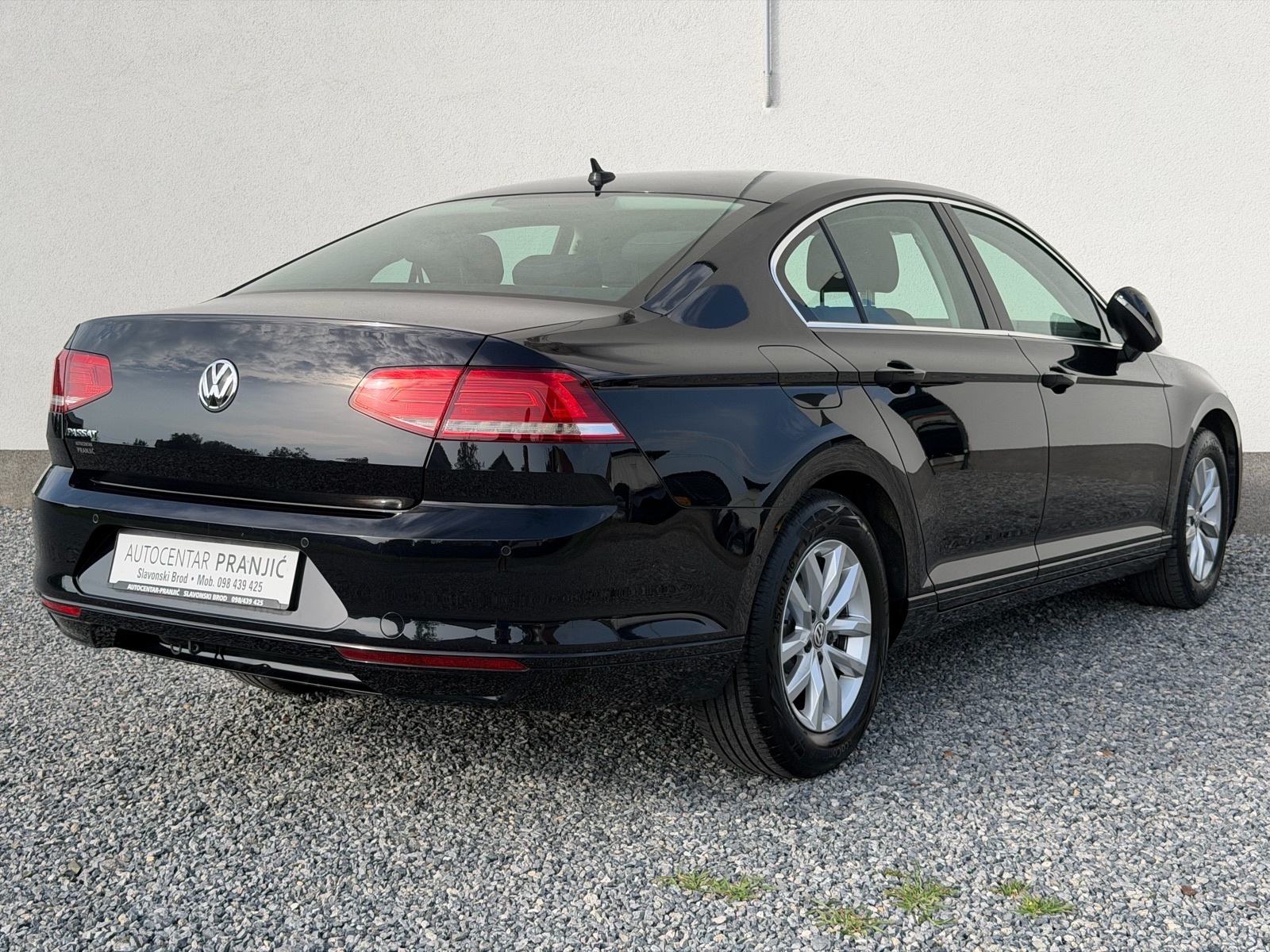 VW Passat 1,6 TDI nivagacija tempomat 124500km, fotografija 7