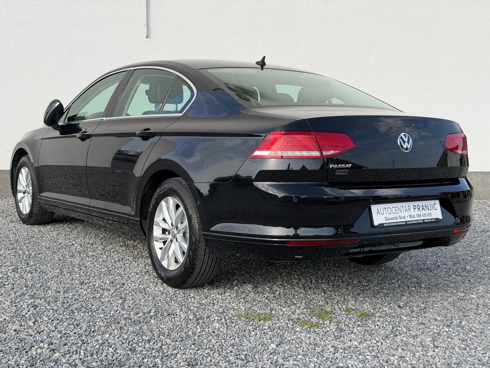 VW Passat 1,6 TDI nivagacija tempomat 124500km, fotografija 8