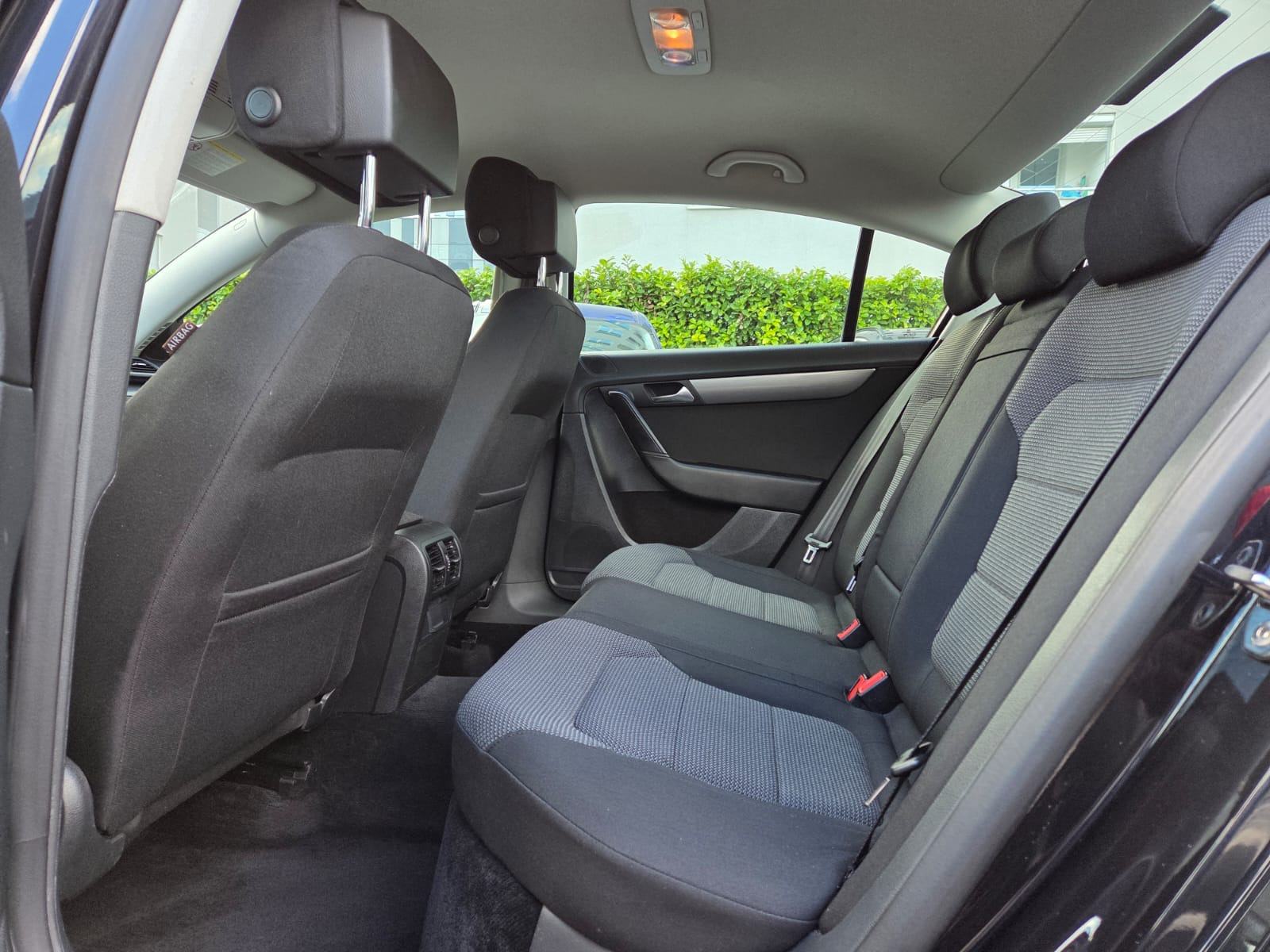 VW PASSAT 1,6 TDI PRVI VLASNIK 171,000 KM TOP STANJE CIJENA 8,800€!!!, fotografija 9