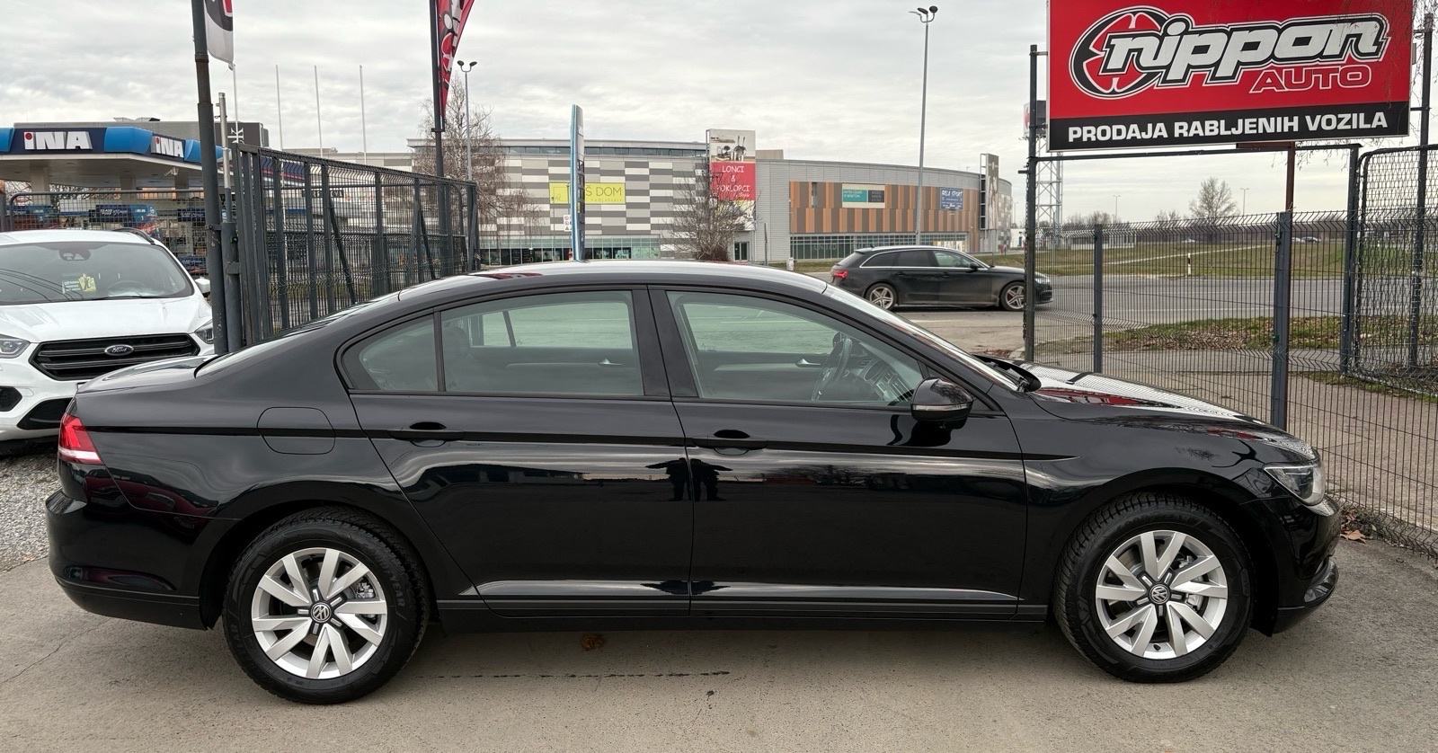 VW Passat 1,6 TDI REG:09/2026 - KLIMA - AUTOKREDIT, fotografija 7