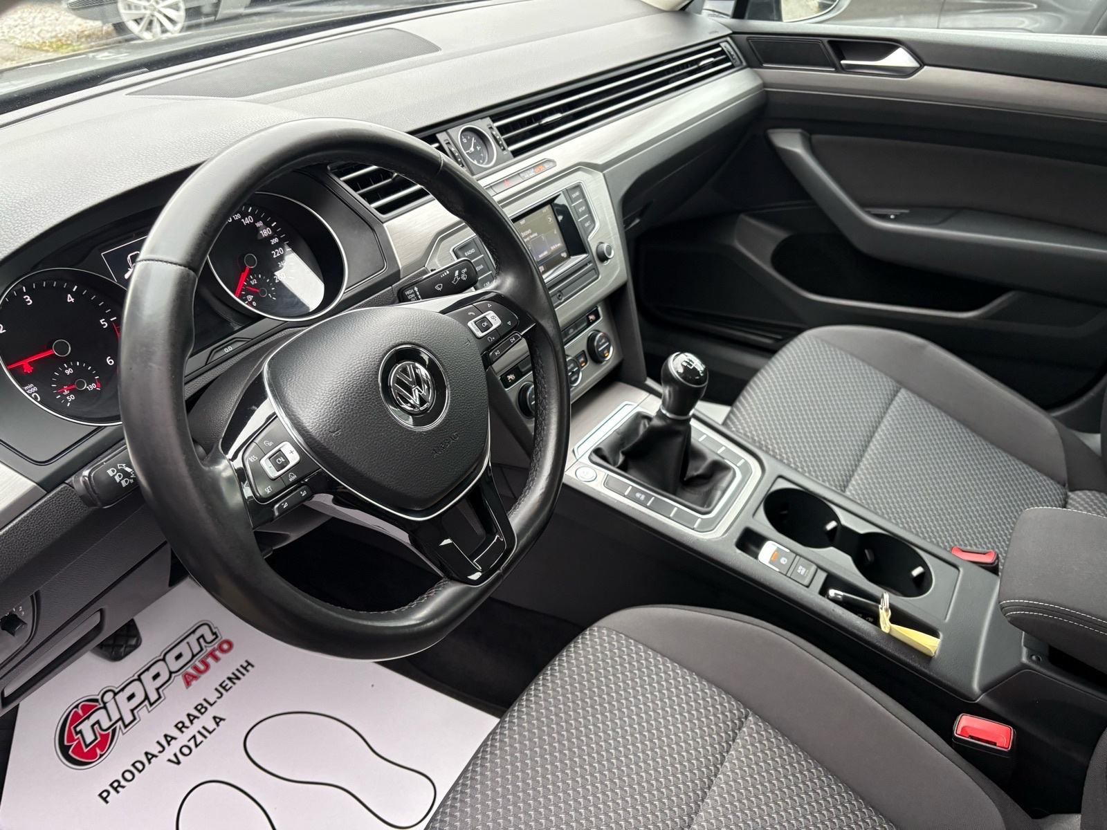VW Passat 1,6 TDI REG:09/2026 - KLIMA - AUTOKREDIT, fotografija 10