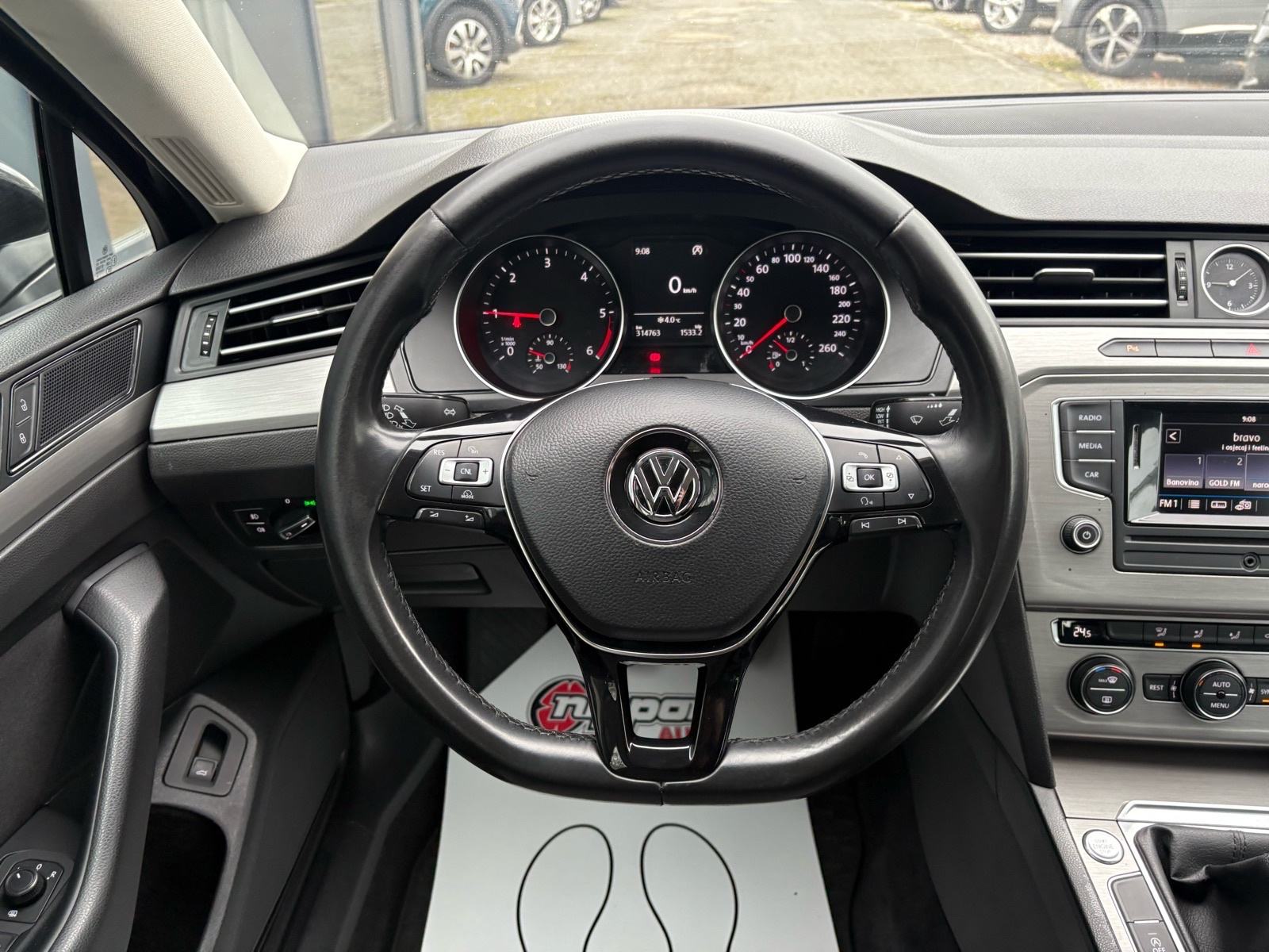 VW Passat 1,6 TDI REG:09/2026 - KLIMA - AUTOKREDIT, fotografija 14