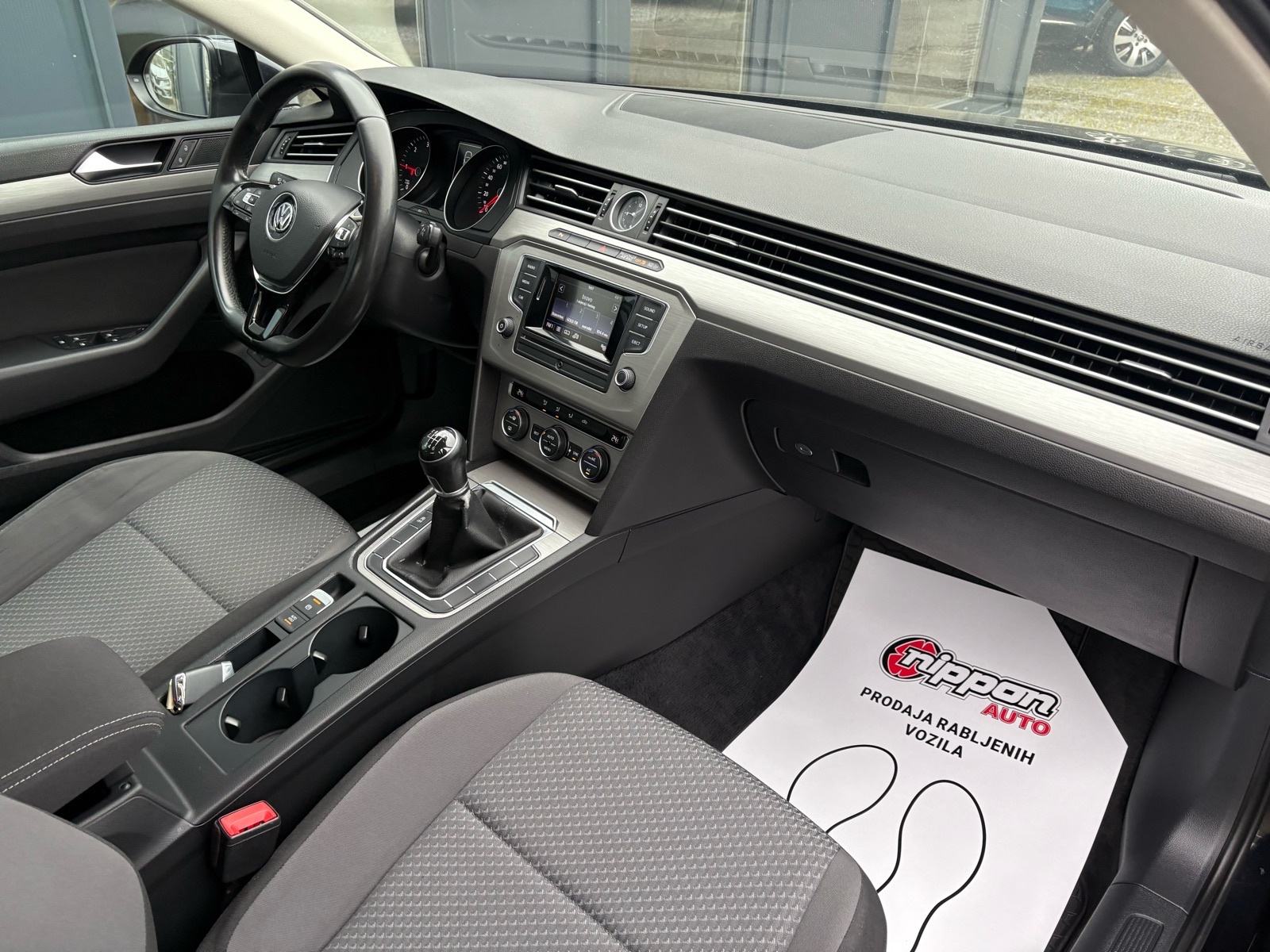 VW Passat 1,6 TDI REG:09/2026 - KLIMA - AUTOKREDIT, fotografija 18