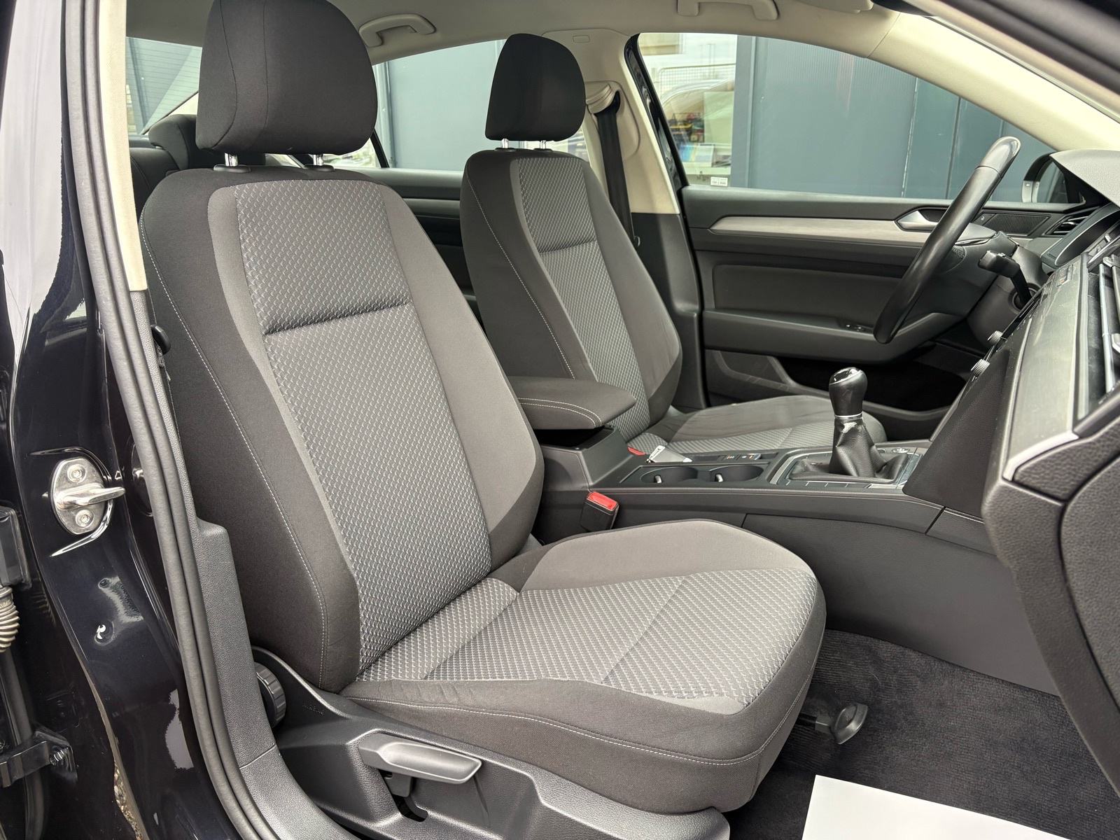 VW Passat 1,6 TDI REG:09/2026 - KLIMA - AUTOKREDIT, fotografija 20