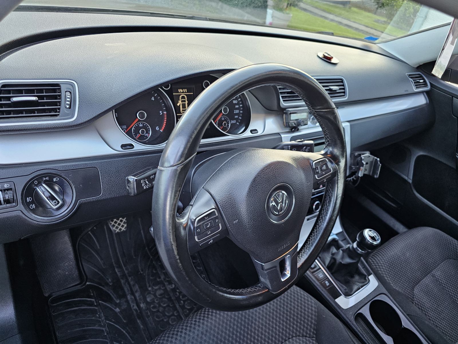 VW Passat 1,6 TDI NOVOREGISTRIRAN, fotografija 13