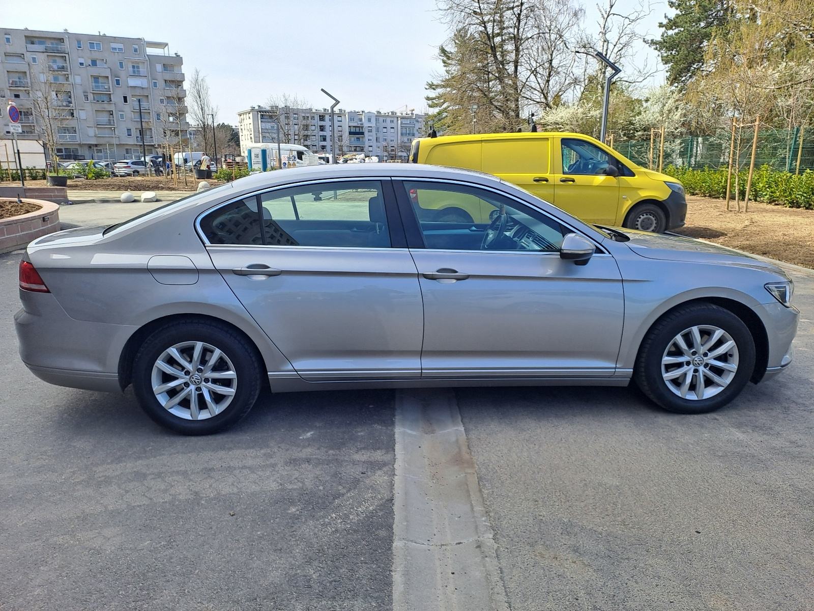 VW Passat 1,6 TDI COMFORTLINE , Prvi vlasnik, fotografija 4