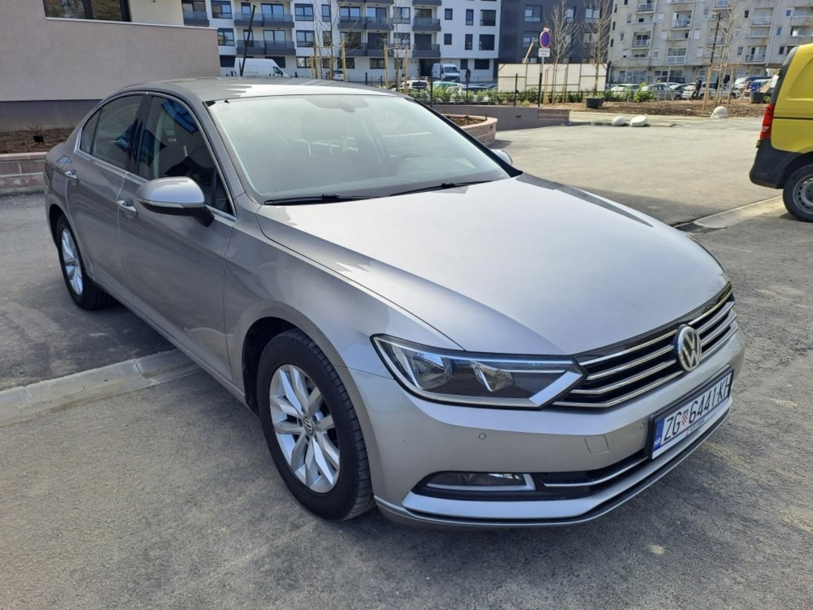 VW Passat 1,6 TDI COMFORTLINE , Prvi vlasnik, fotografija 3