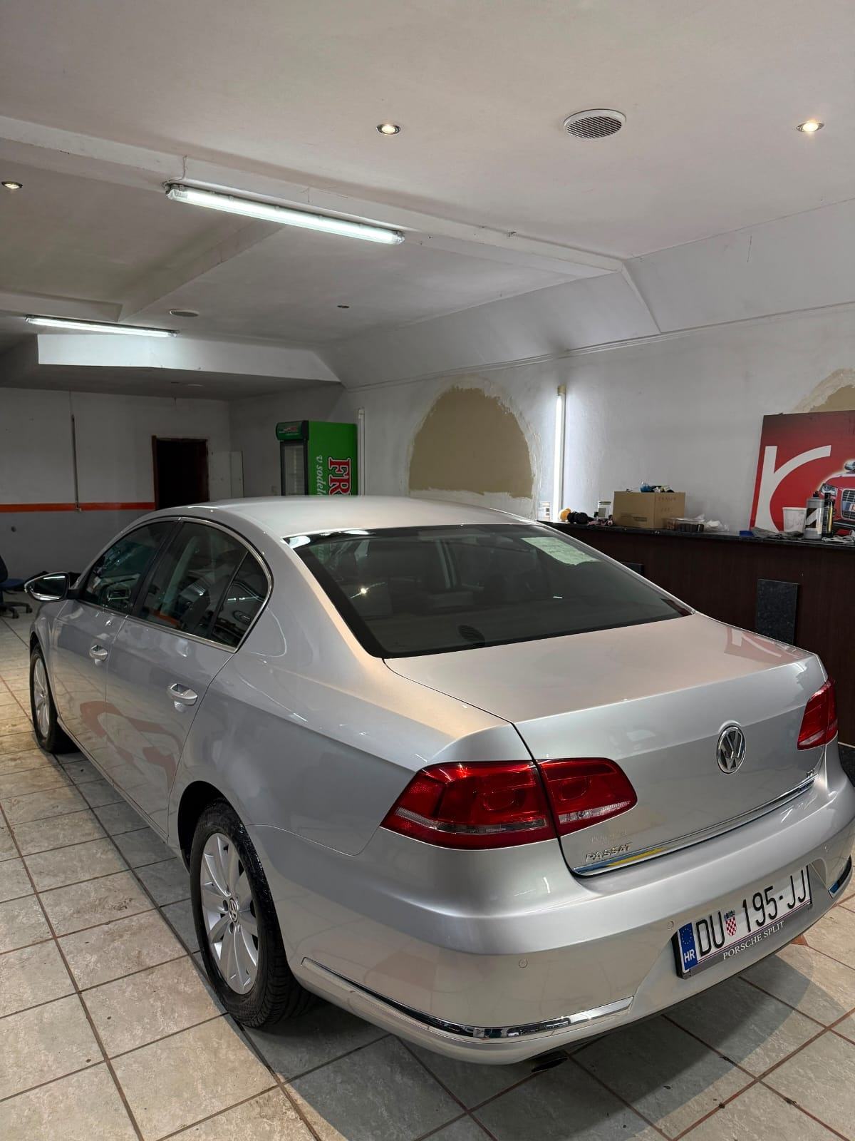 VW Passat 1,6 TDI Highline, broj mobitela 098 173 0153, fotografija 4