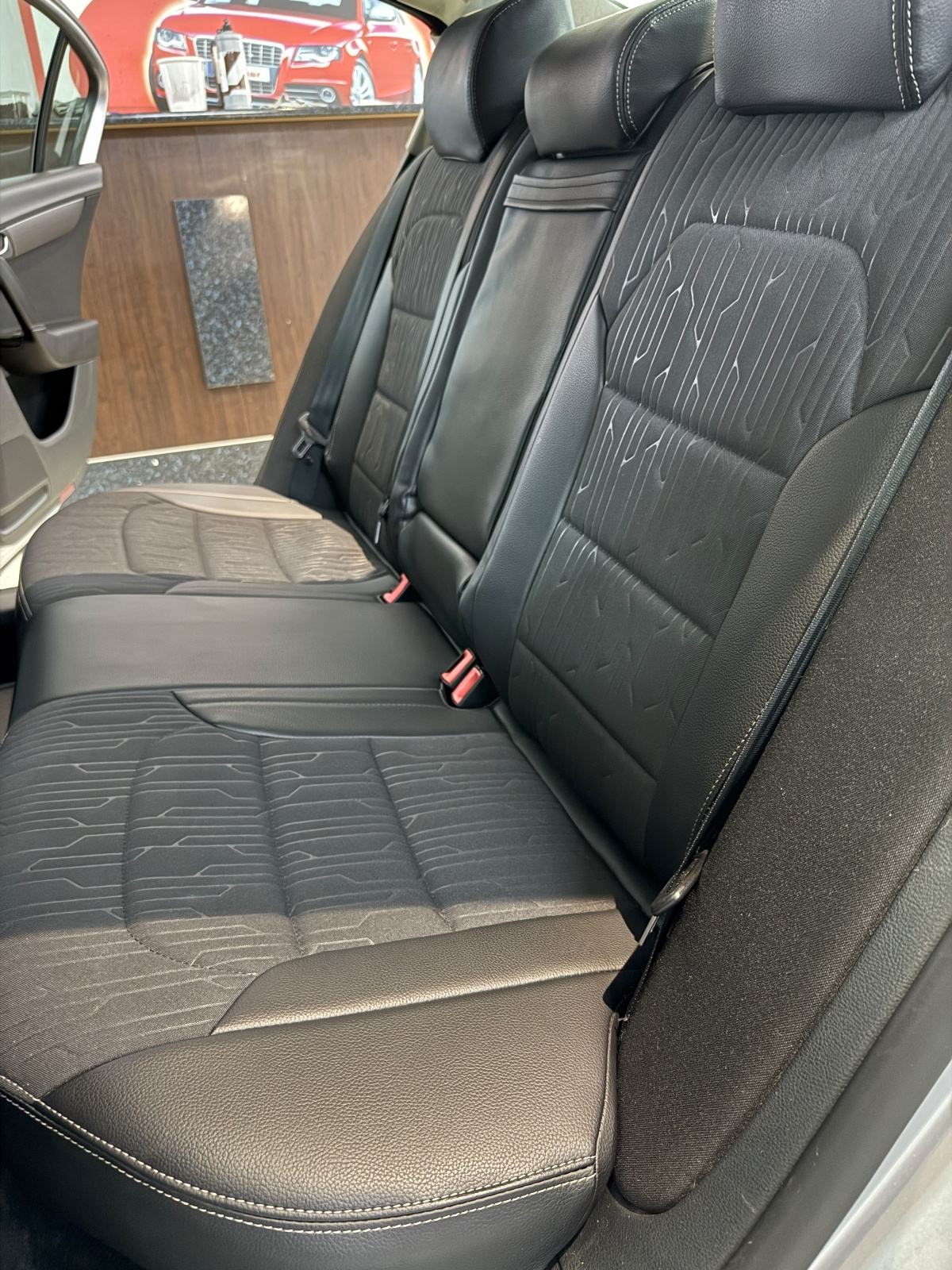 VW Passat 1,6 TDI Highline, broj mobitela 098 173 0153, fotografija 11