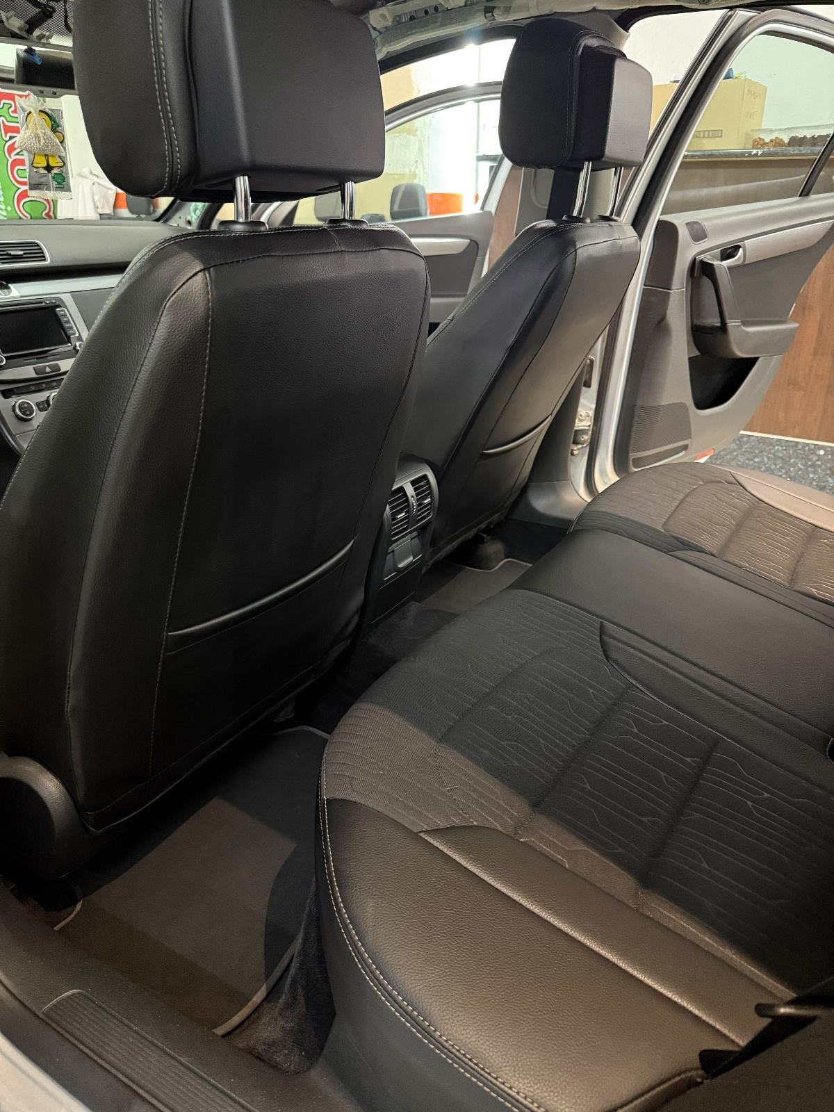 VW Passat 1,6 TDI Highline, broj mobitela 098 173 0153, fotografija 12