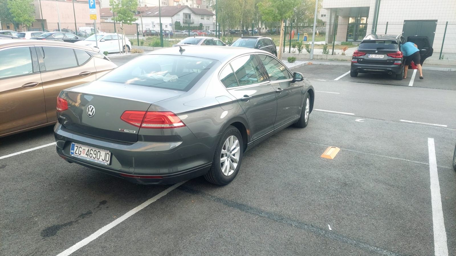 VW Passat 1,6 TDI, pogled izvana - slika 1