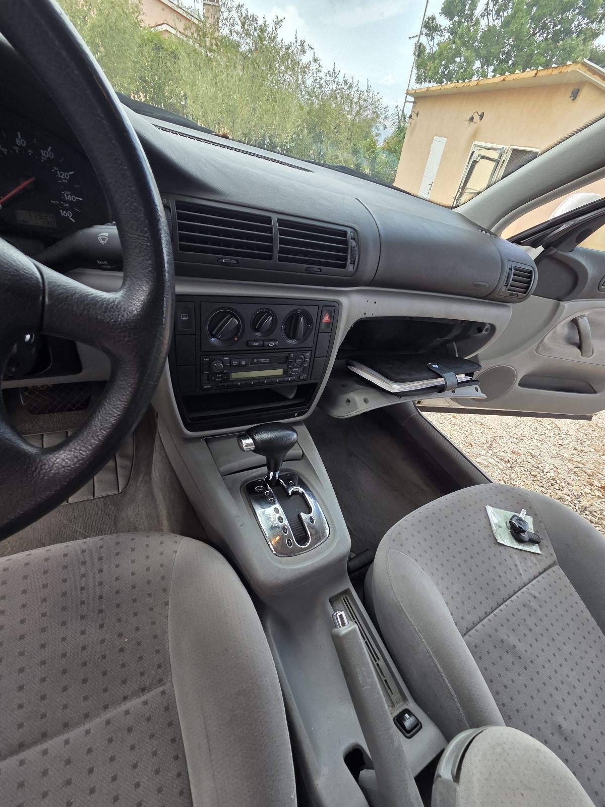 VW Passat 1,8 automatik, fotografija 6