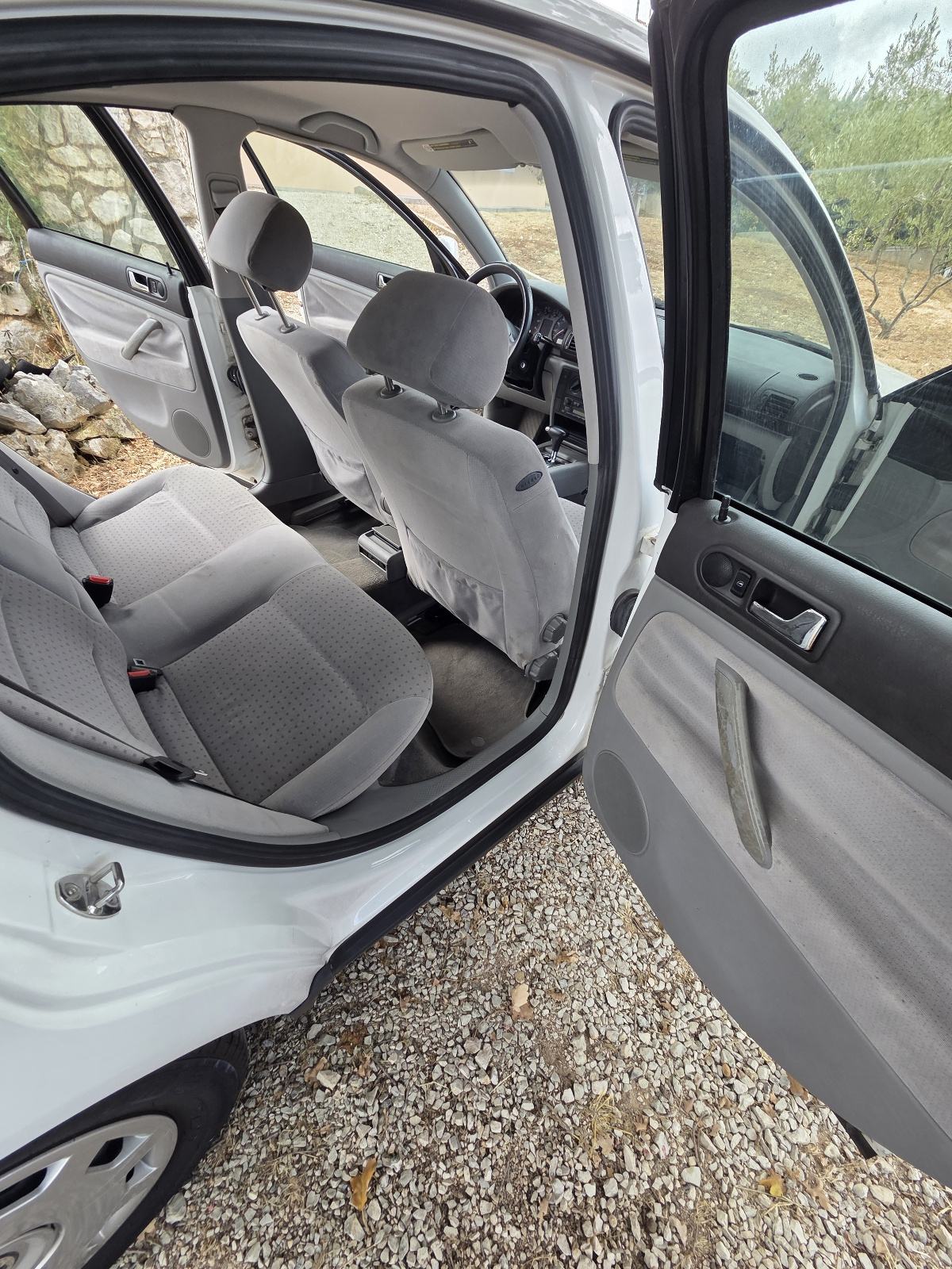VW Passat 1,8 automatik, fotografija 11