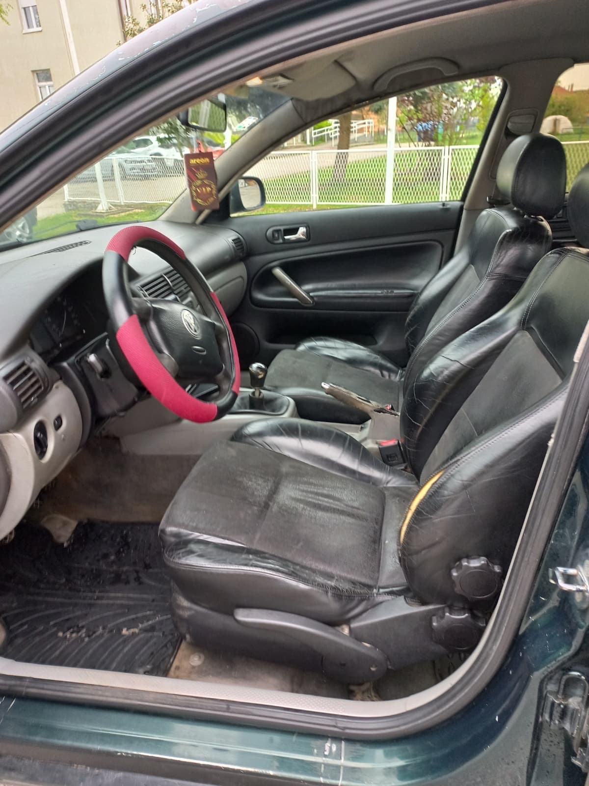 VW Passat 1,9 TDI AUTO PALI VOZI SAMO 650 EURA, fotografija 6